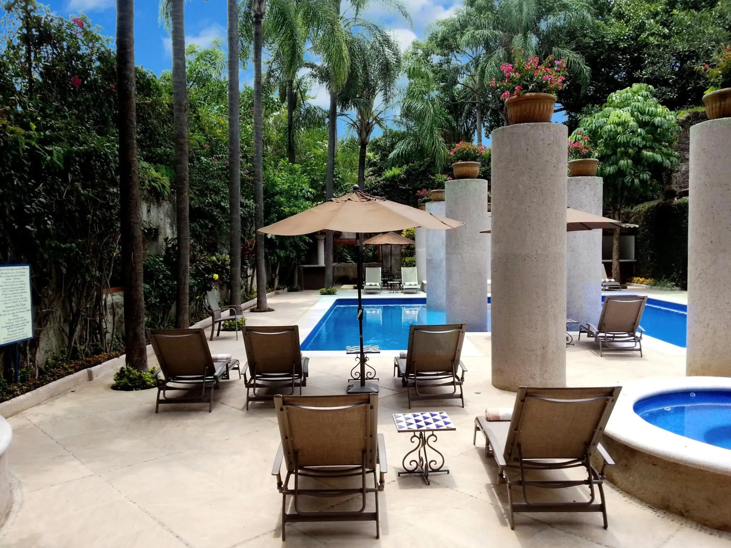 Swimming Pool in Hotel & Spa Hacienda de Cort