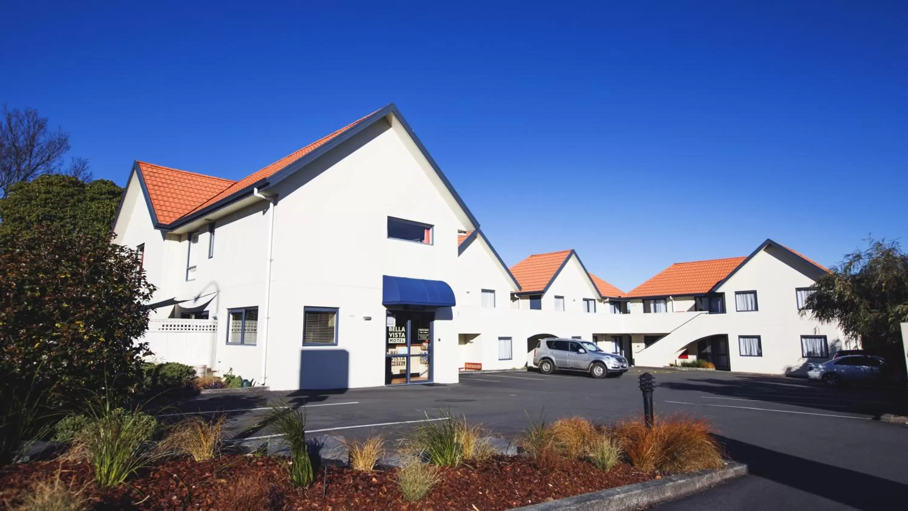 Property Building in Bella Vista Motel Taupo