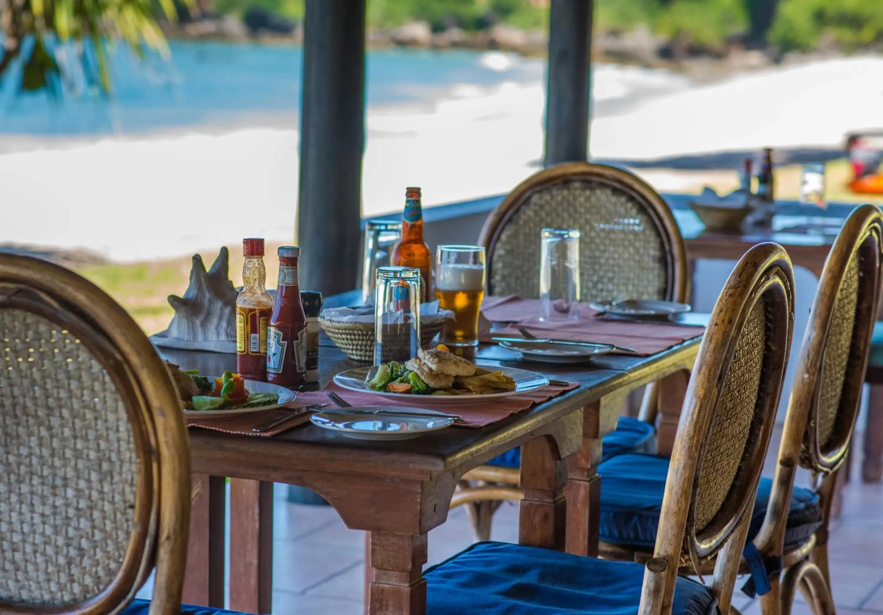 Lunch, Restaurant/Places to Eat in Amani Beach Hotel