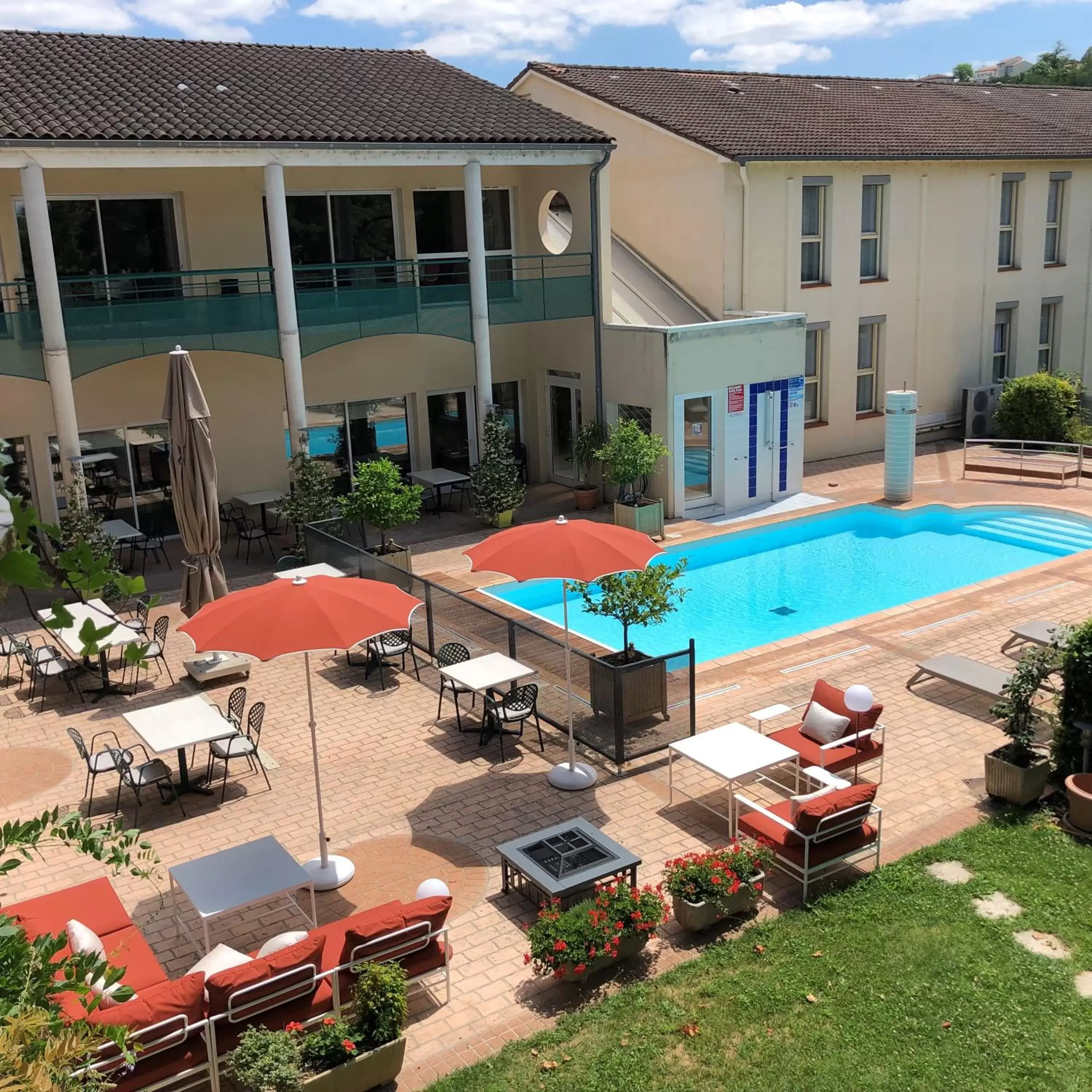 View (from property/room), Swimming Pool in Mercure Castres L'Occitan