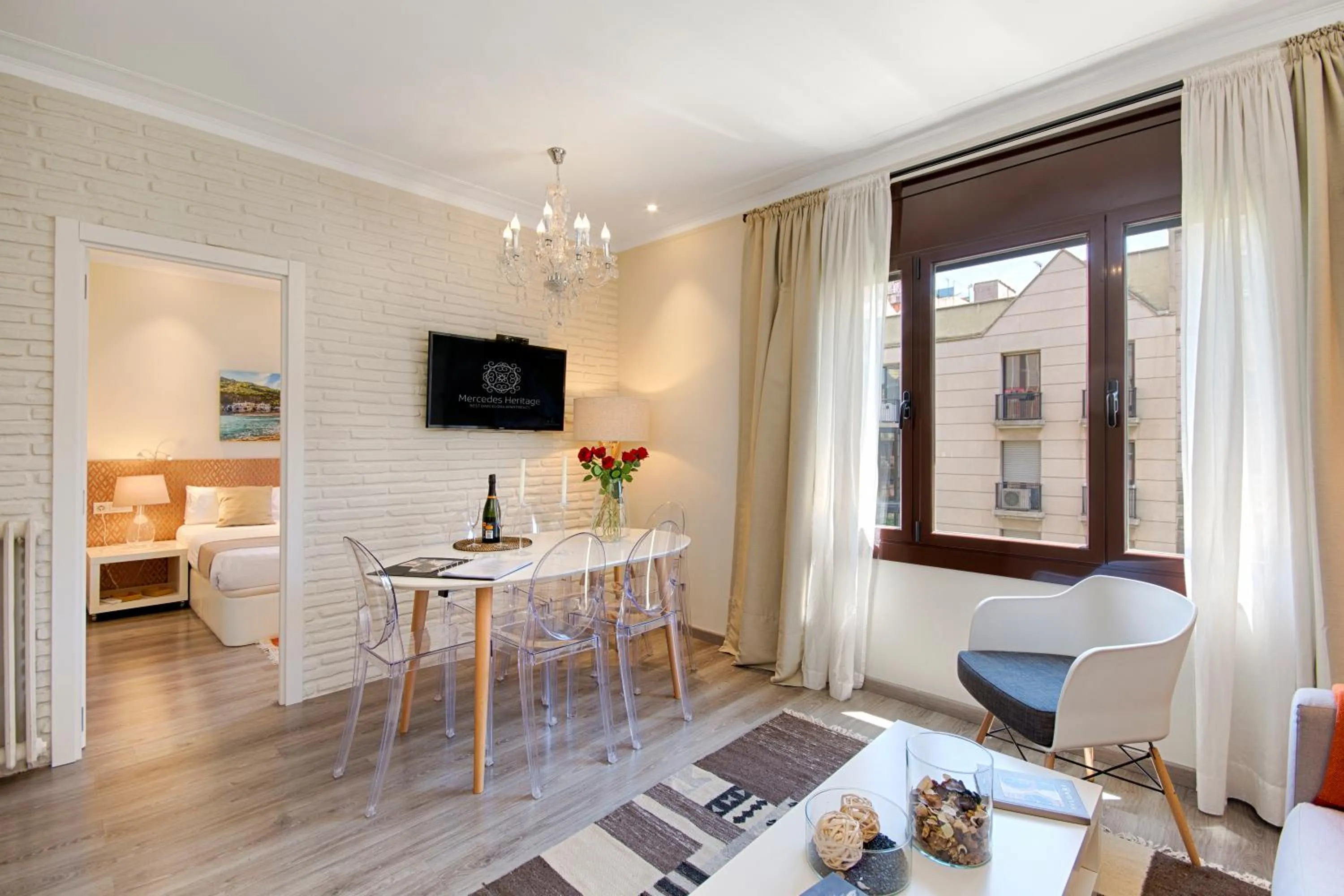 TV and multimedia in Eixample Building Apartments by Mercedes Heritage