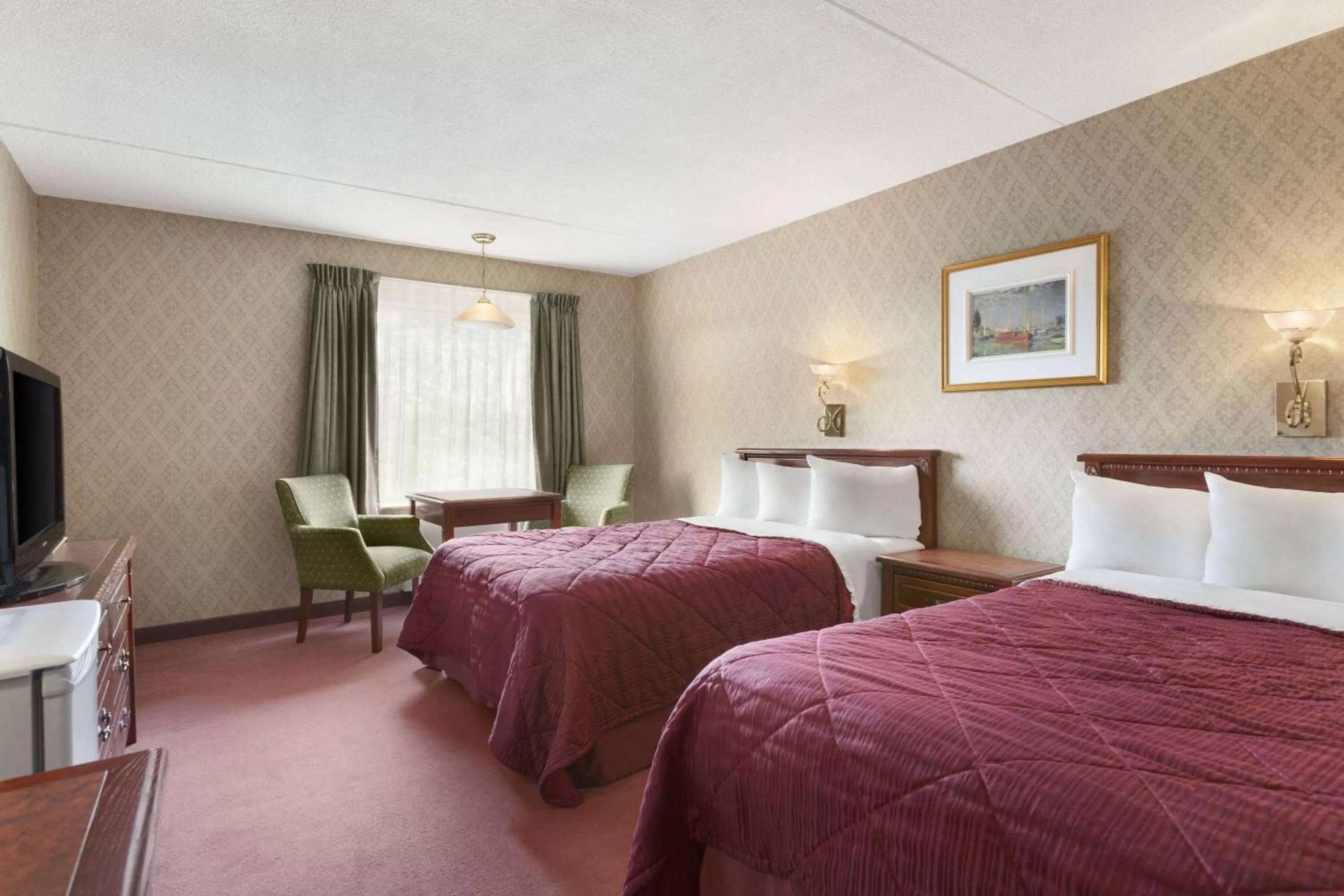 Bed in Travelodge by Wyndham Edmundston