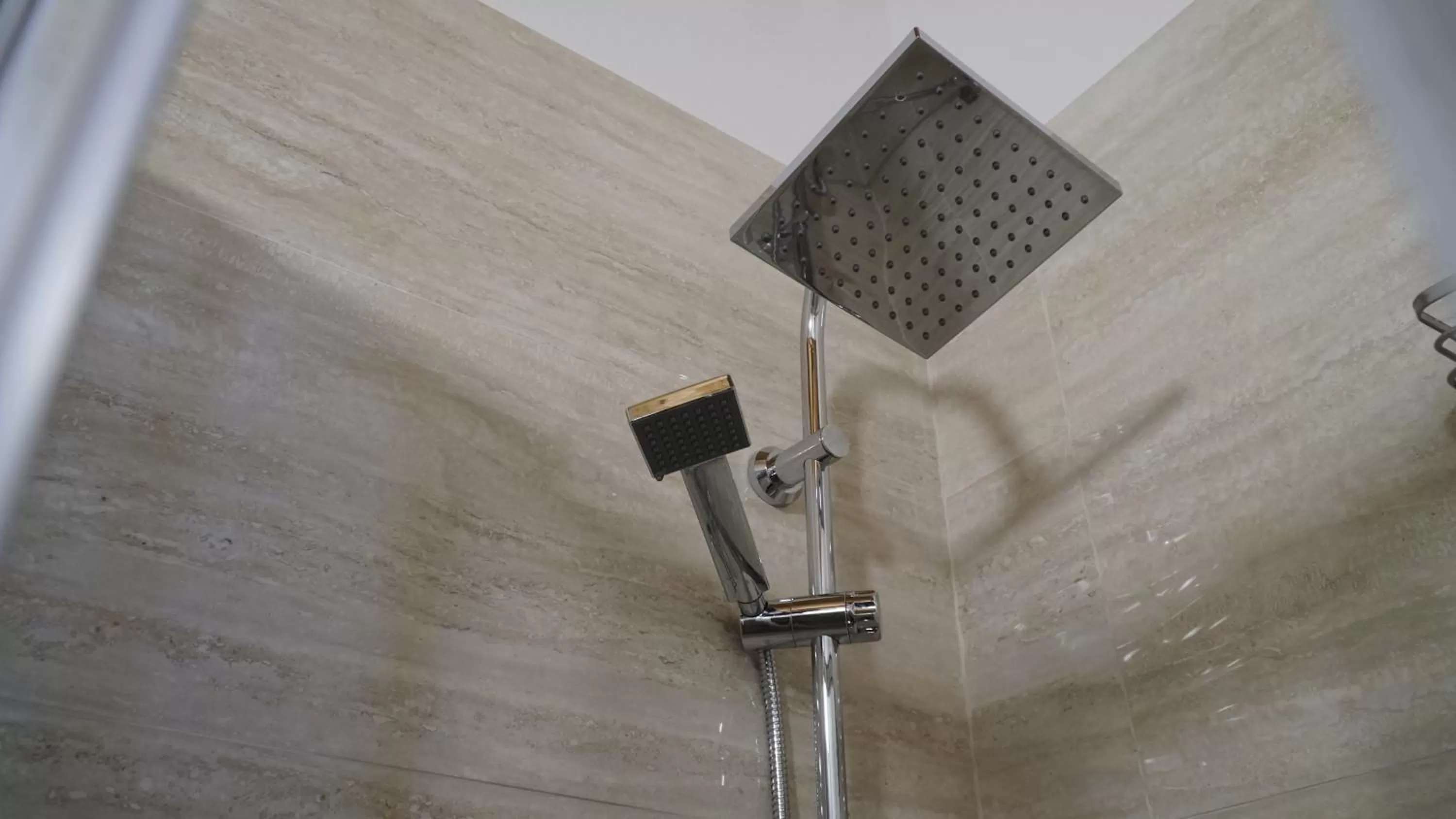 Bathroom in Le Vie di Girgenti