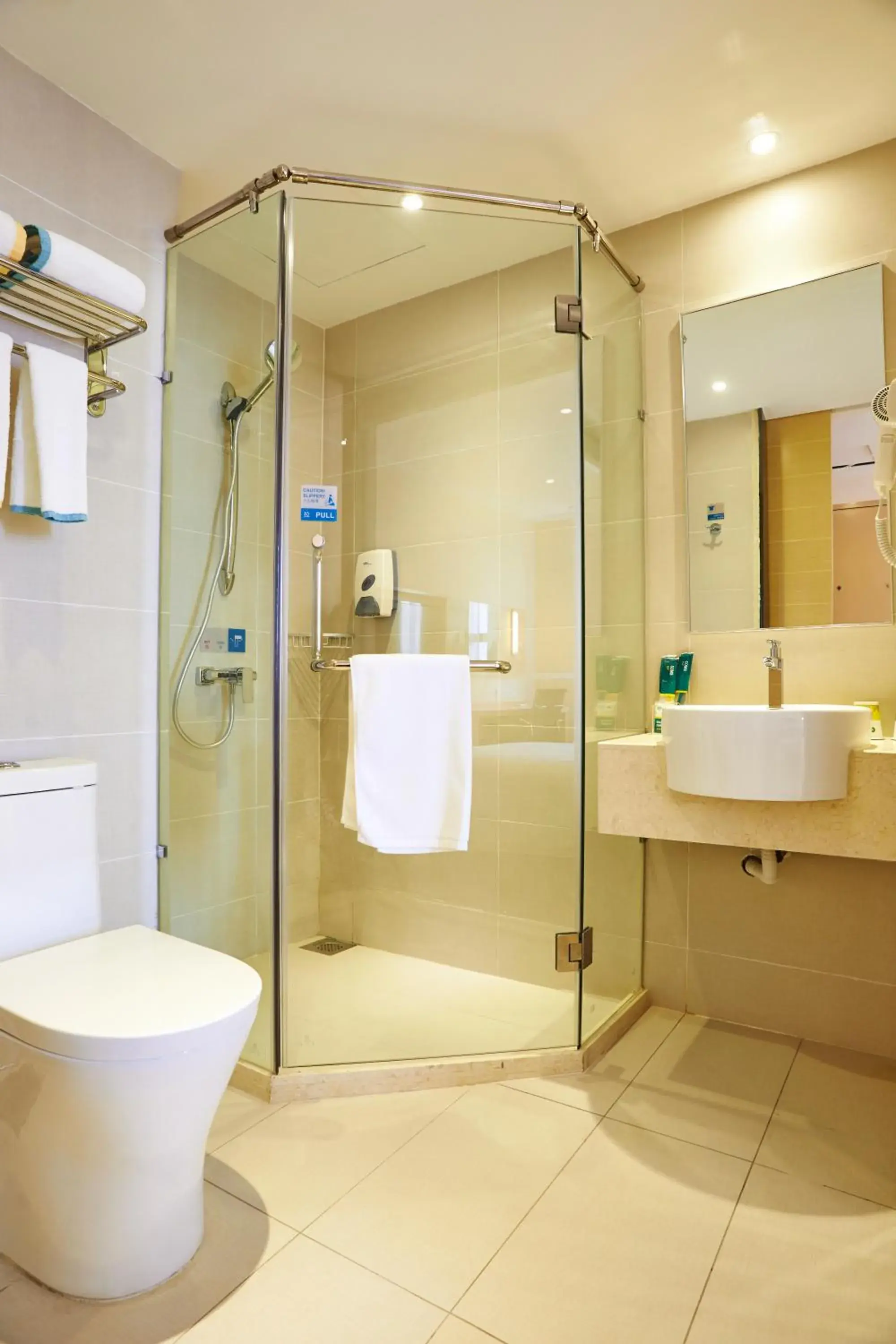 Bathroom in City Comfort Hotel Kuala Lumpur City Center (Bukit Bintang)