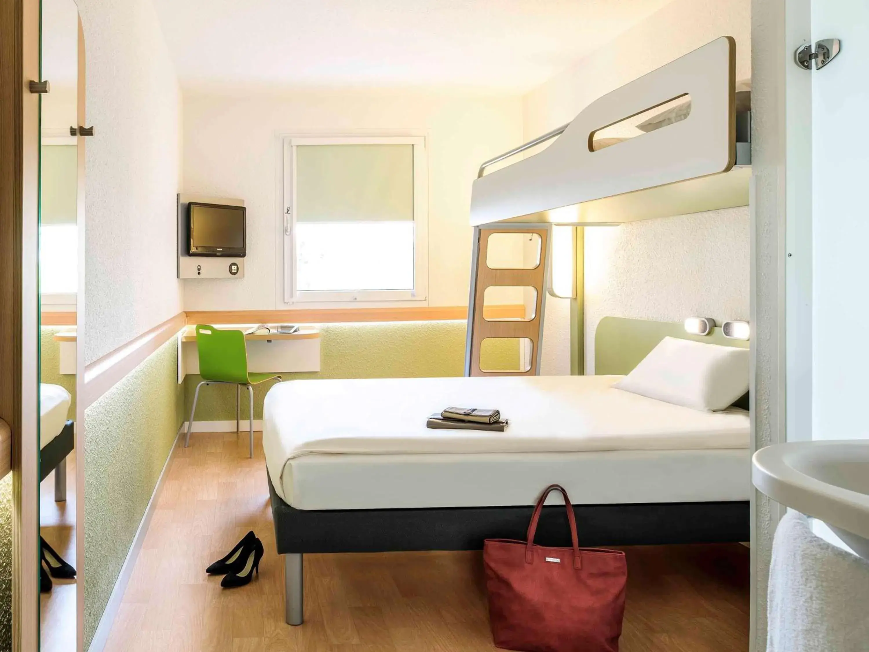 Photo of the whole room, Bathroom in Ibis Budget Orly Chevilly Tram 7