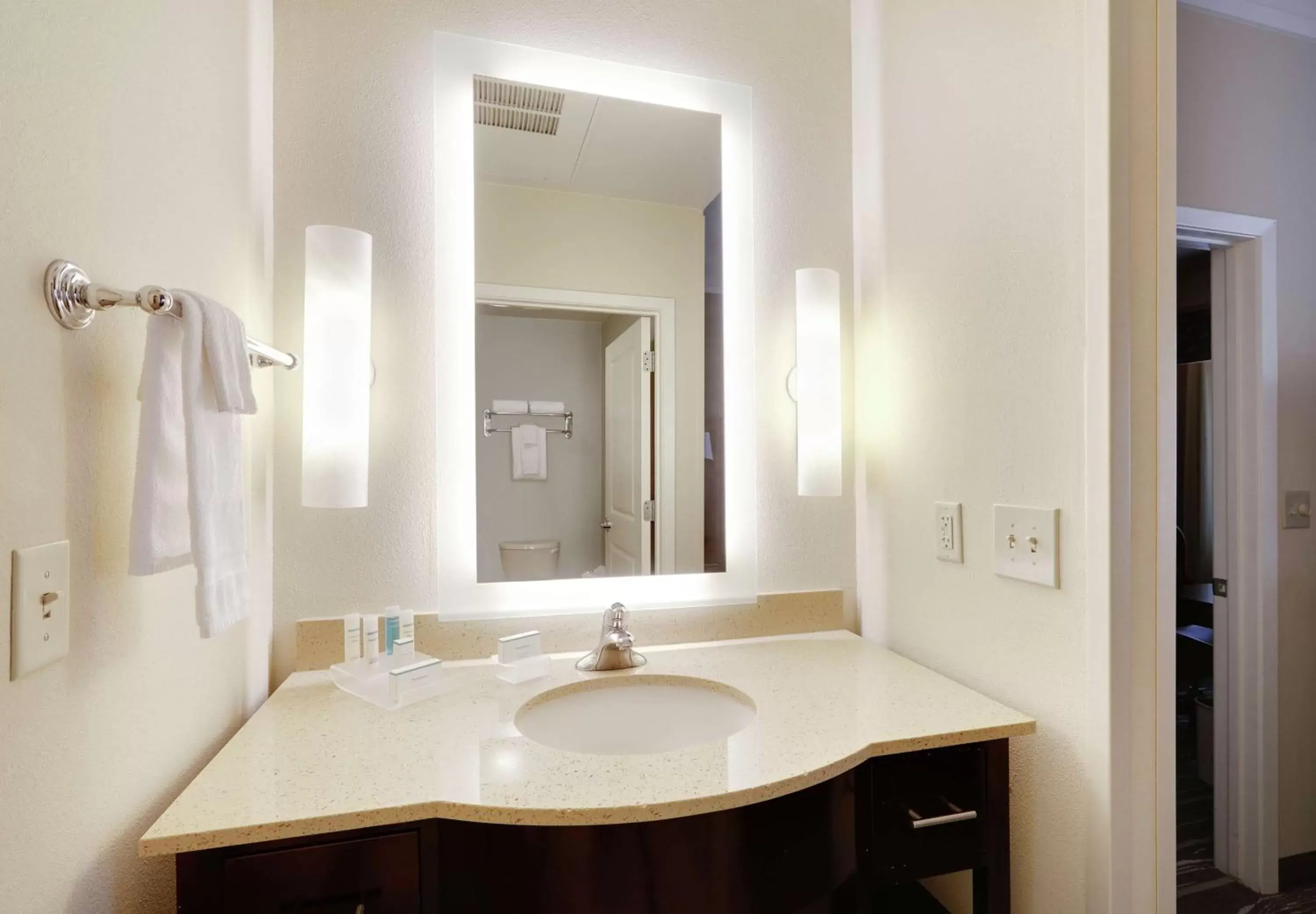 Bathroom in Homewood Suites by Hilton Dallas/Allen