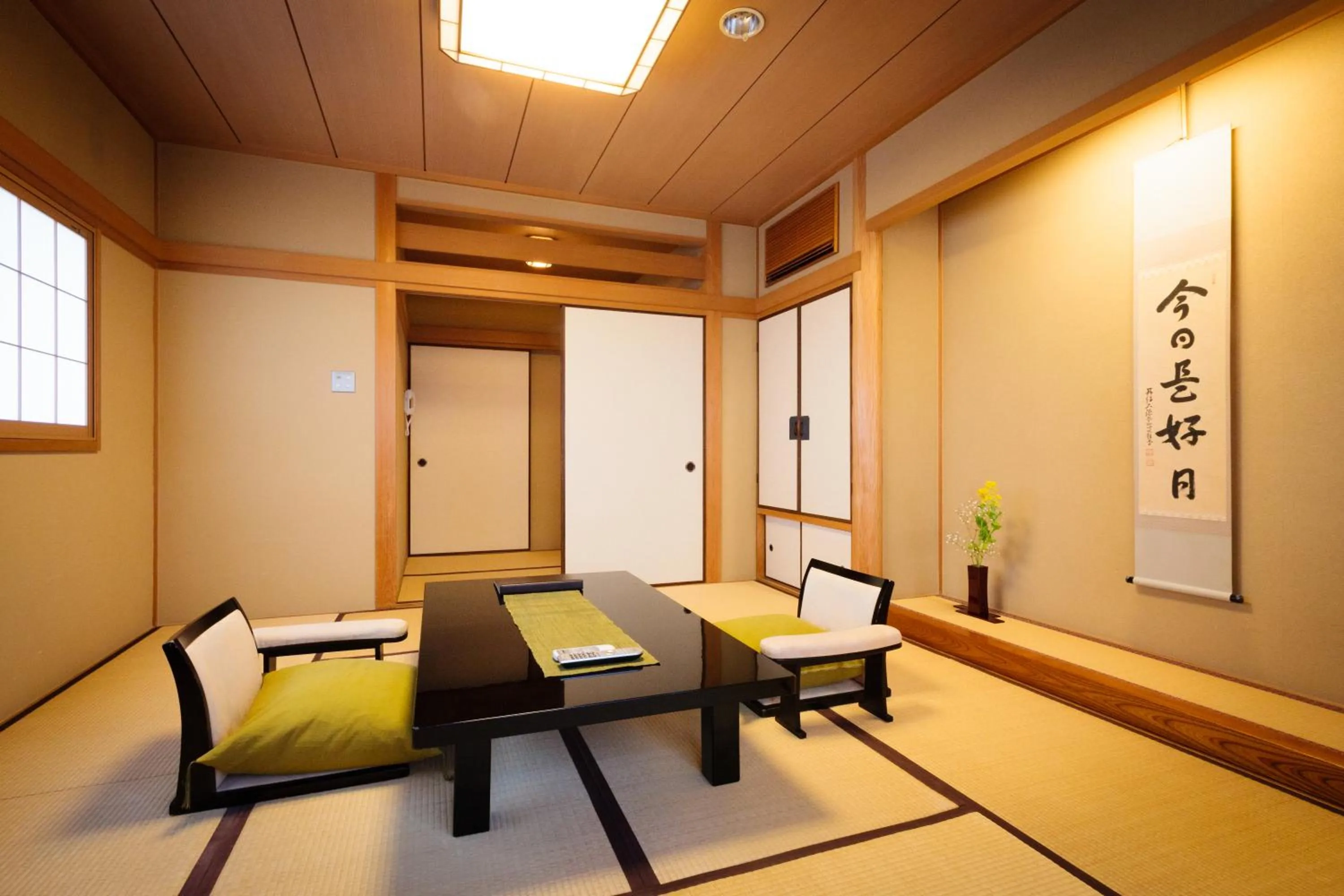 Photo of the whole room in Kyoto Ryokan Kinoe