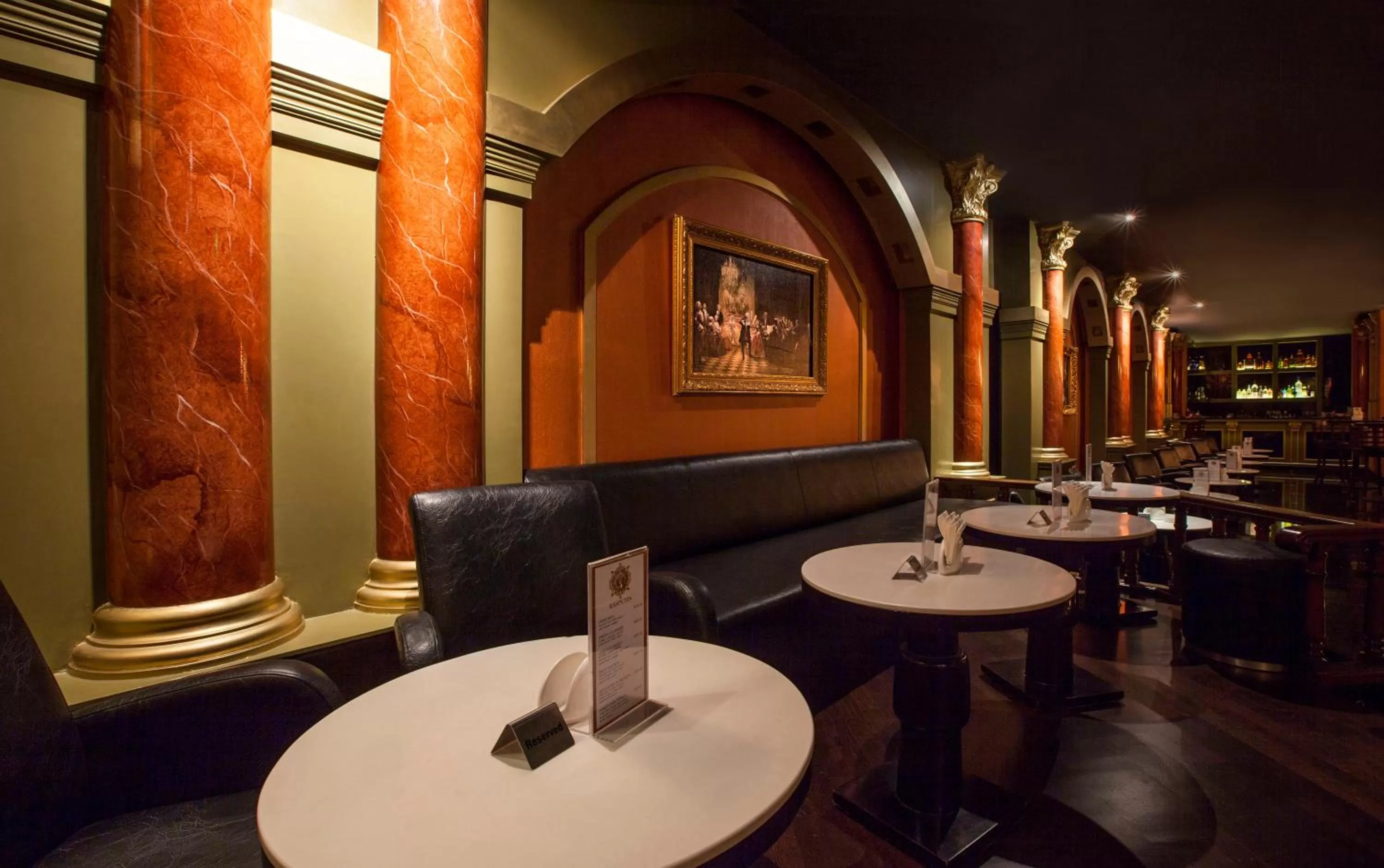 Nightclub / DJ in Al Sarab Hotel