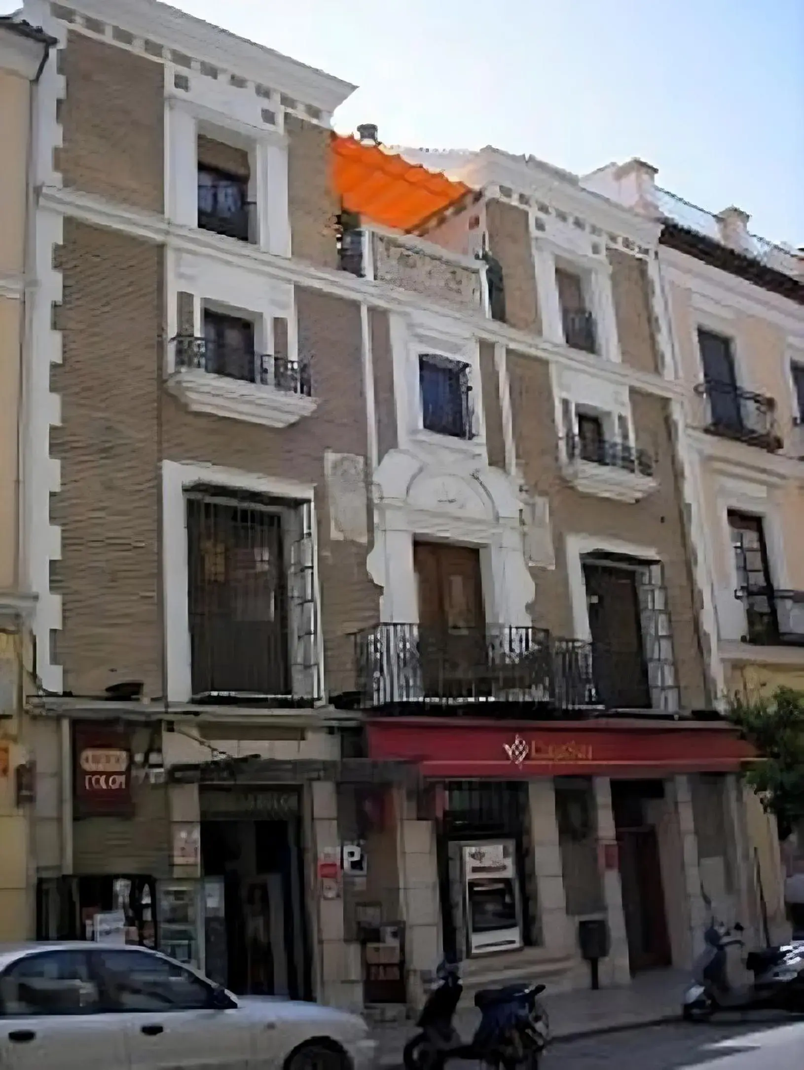 Property Building in Hostal Colon Antequera