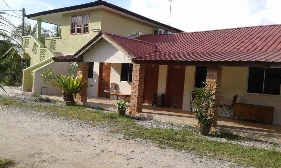 Mai Chenang Guesthouse