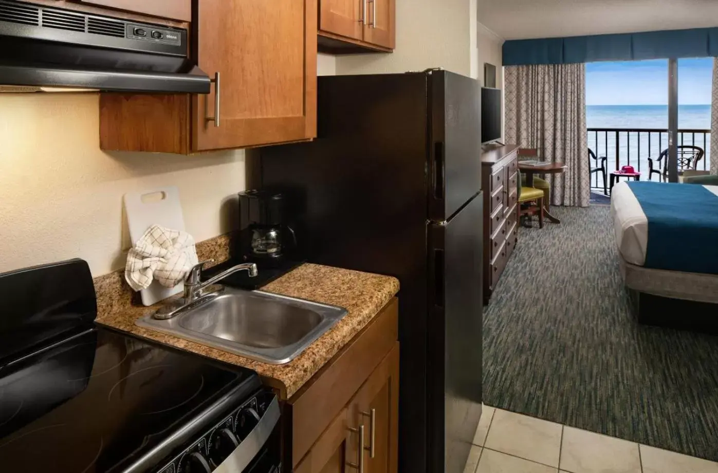 Kitchen or kitchenette, Kitchen/Kitchenette in Sea Crest Oceanfront Resort