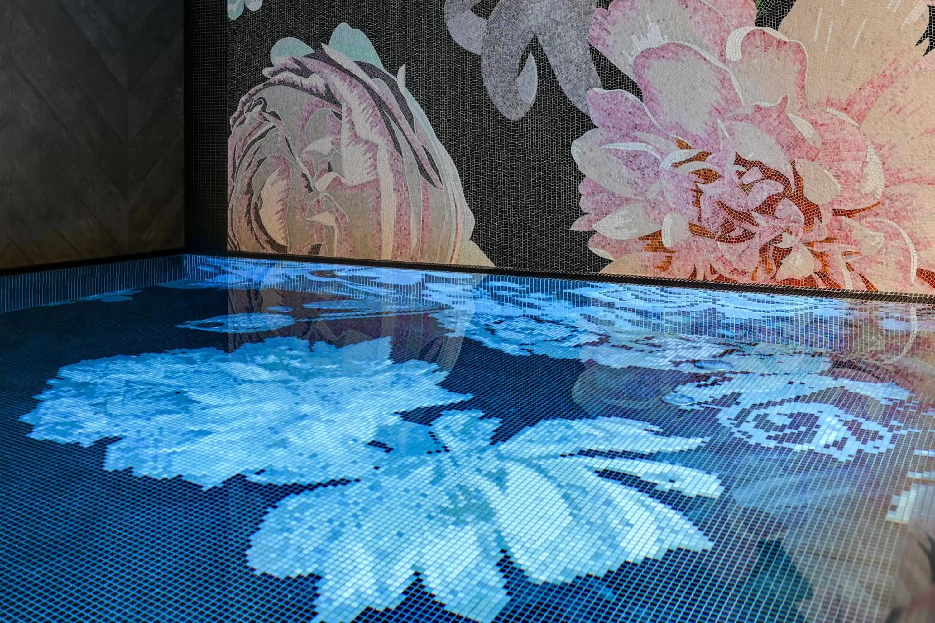 Swimming pool in GRANO HOTEL Gdańsk Old Town