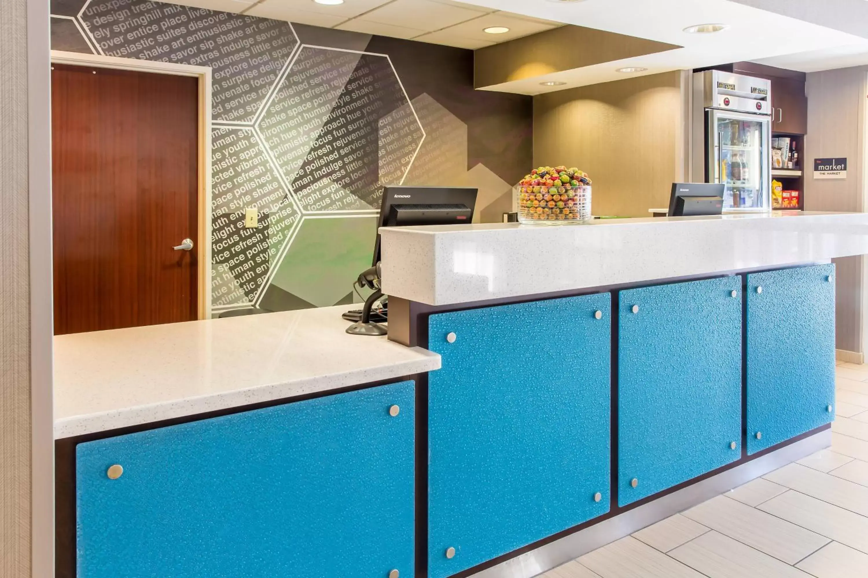 Lobby or reception, Kitchen/Kitchenette in SpringHill Suites by Marriott Houston Brookhollow