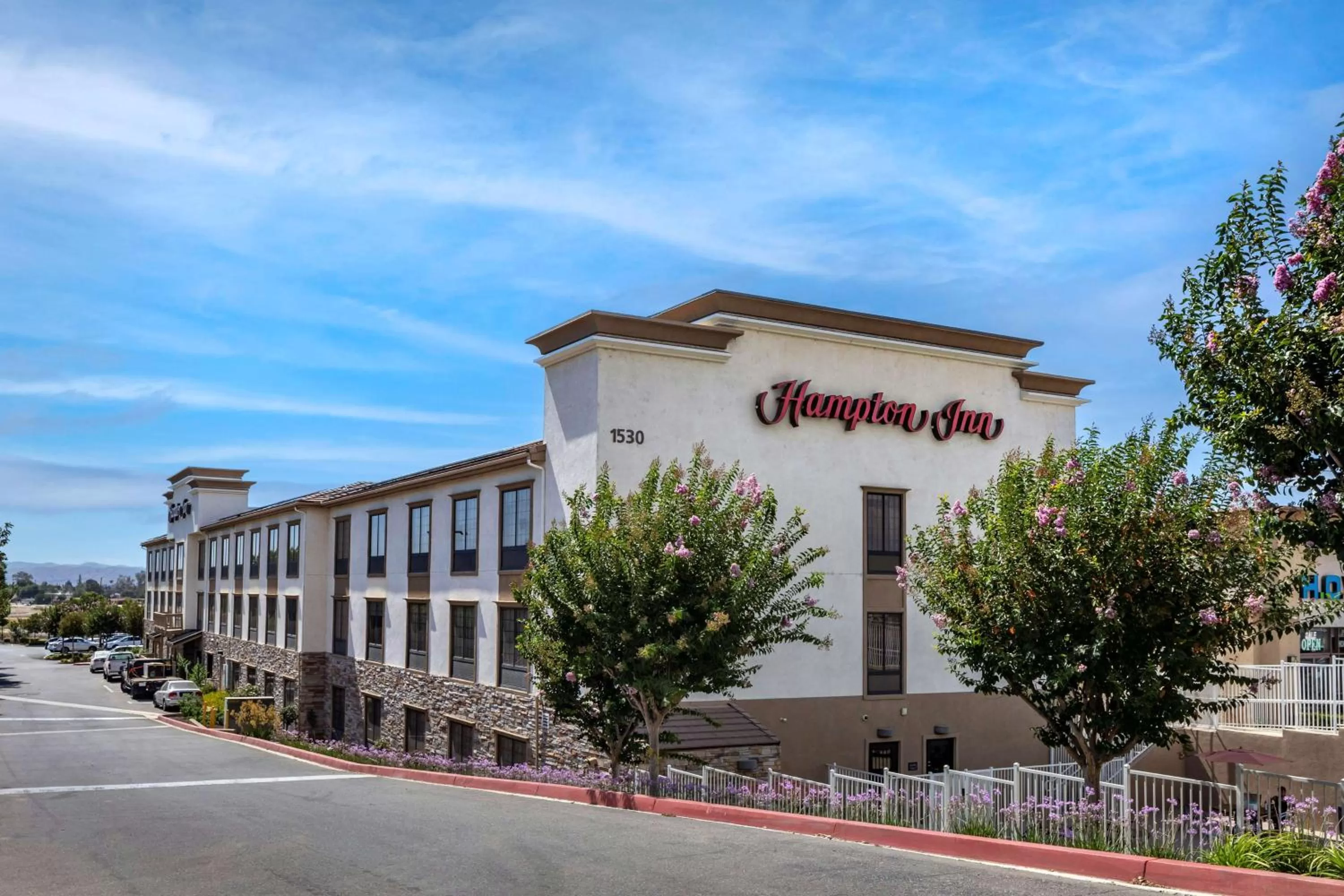 Property building in Hampton Inn Norco/Corona