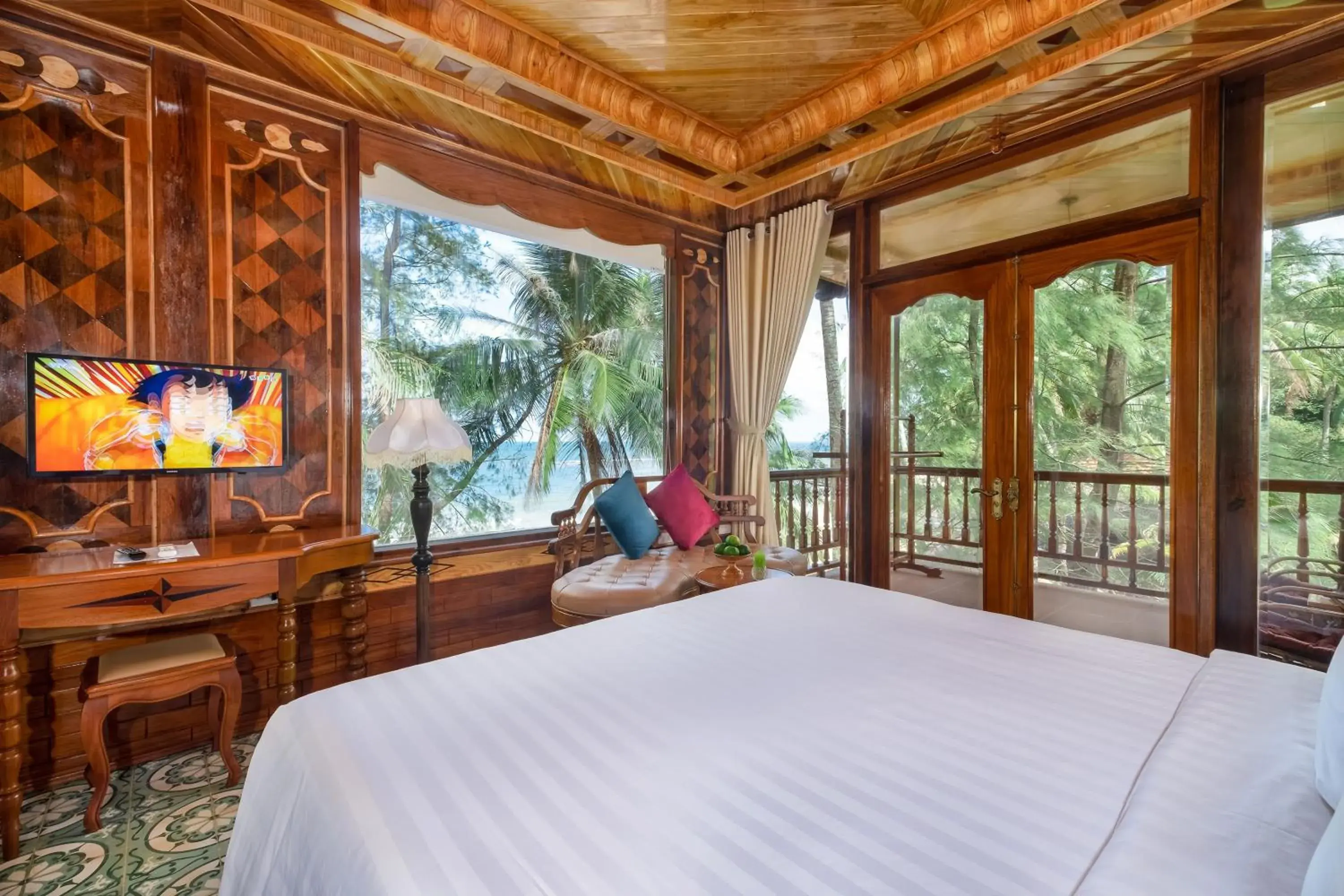 Bedroom, Bed in Coco Palm Beach Resort & Spa