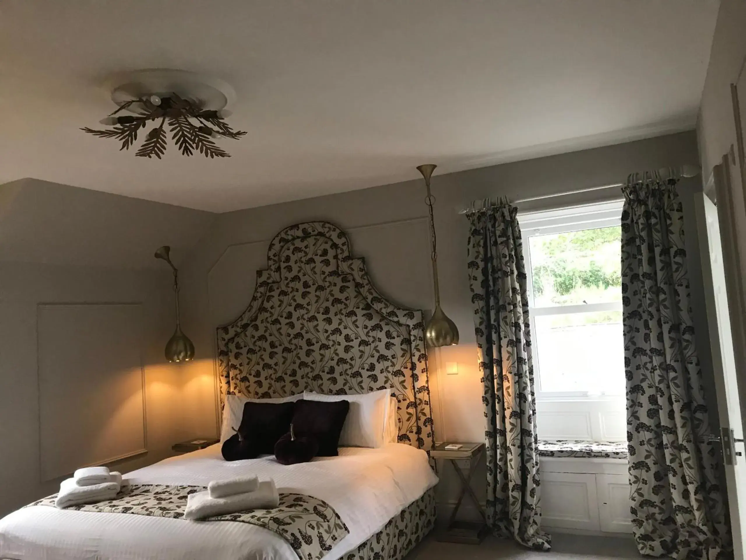 Bed in Welbeck Manor and Golf