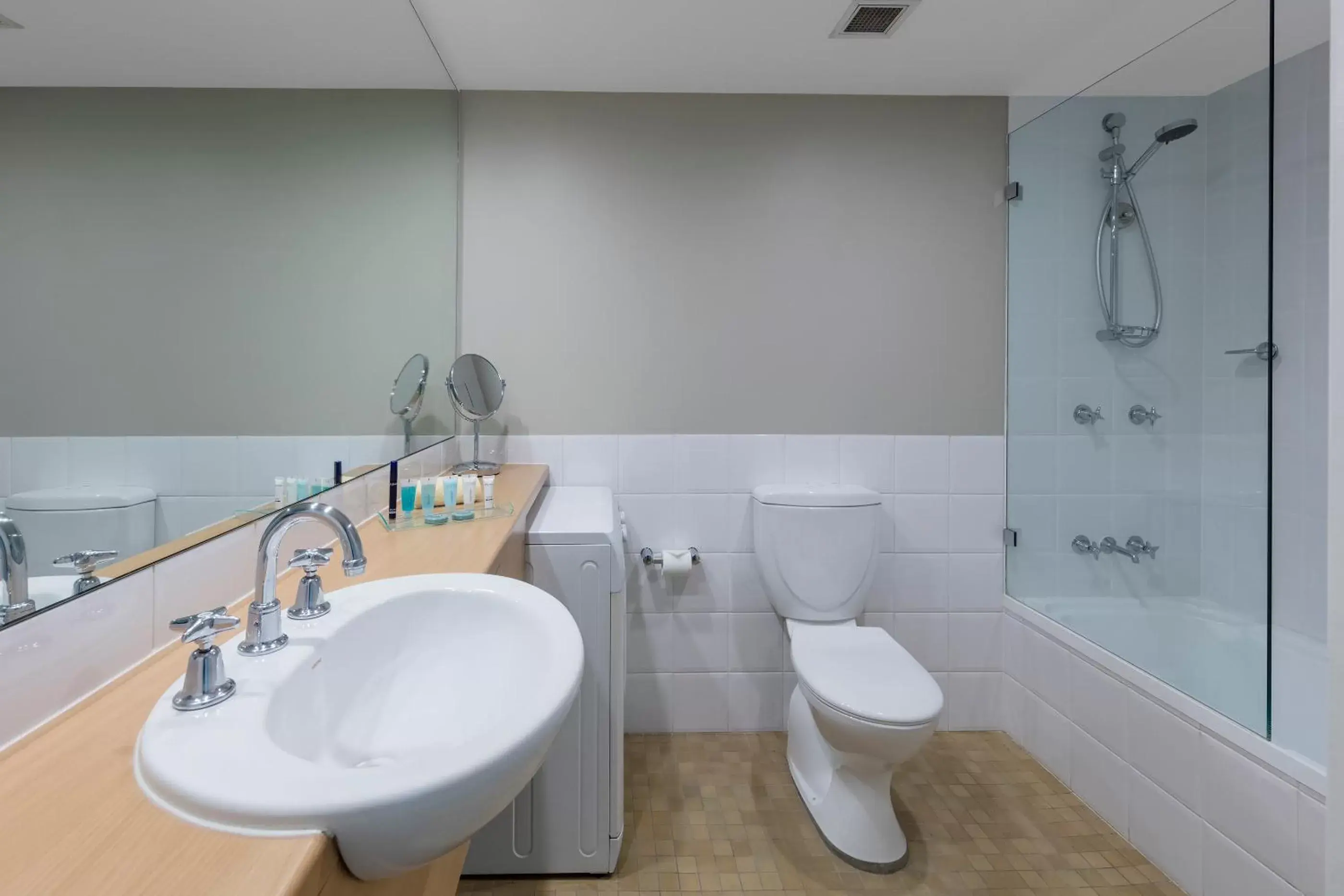 Bathroom in Nesuto Parramatta