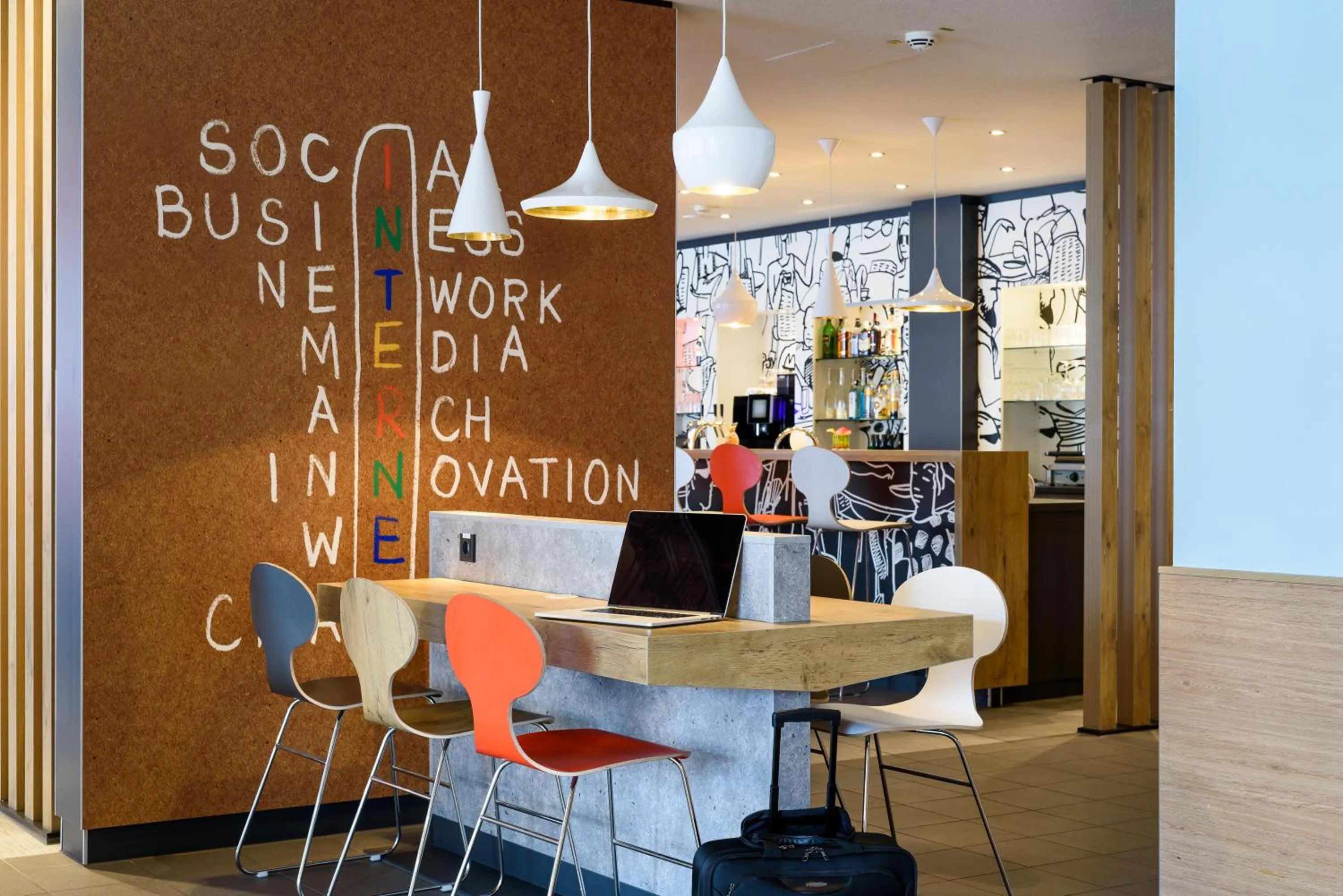 Lobby or reception in ibis Nürnberg City am Plärrer