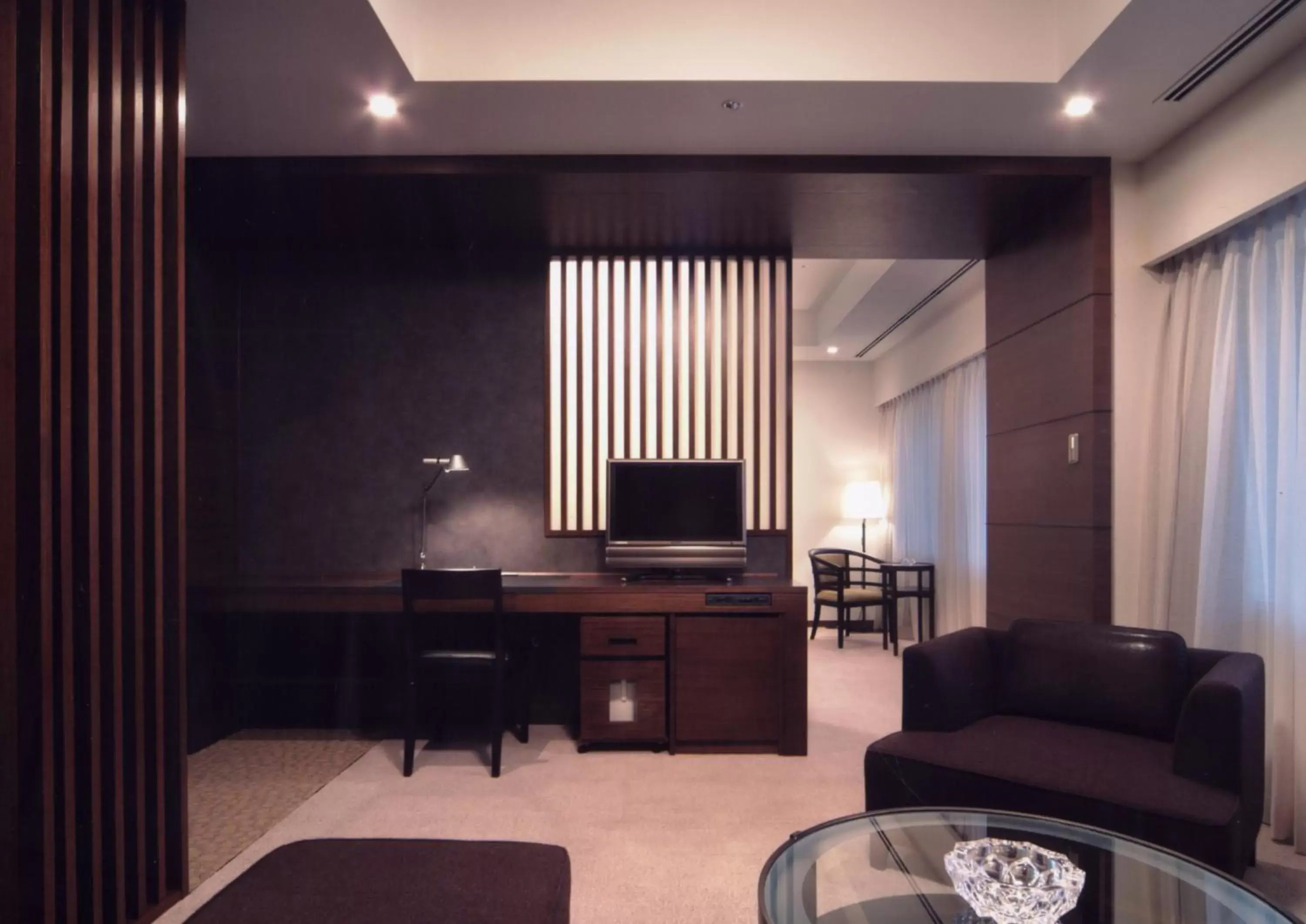 Living room, TV/Entertainment Center in Centrair Hotel