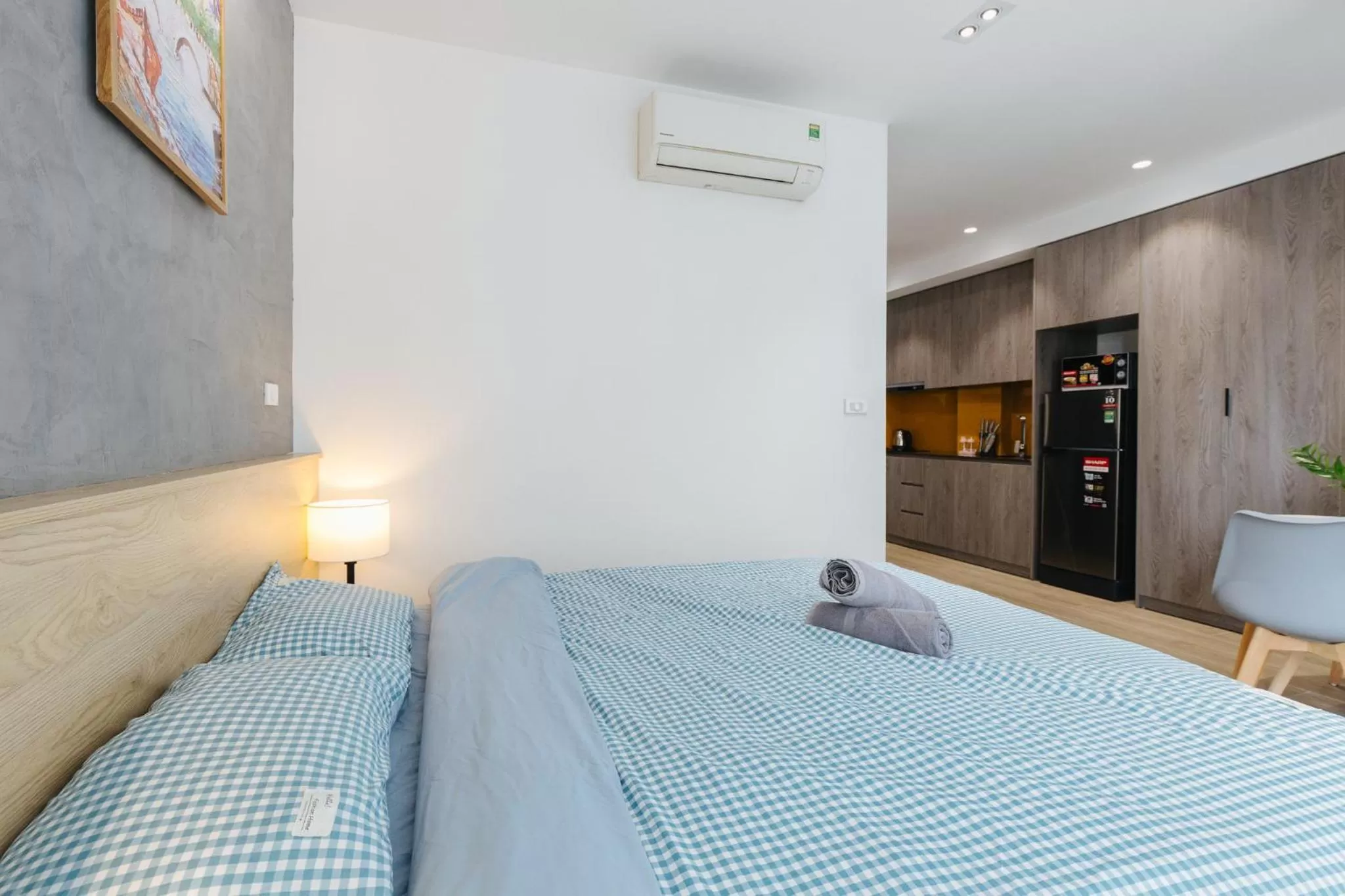 Bed in LUCK APART 8 - Hanoi Westlake Balcony Studio