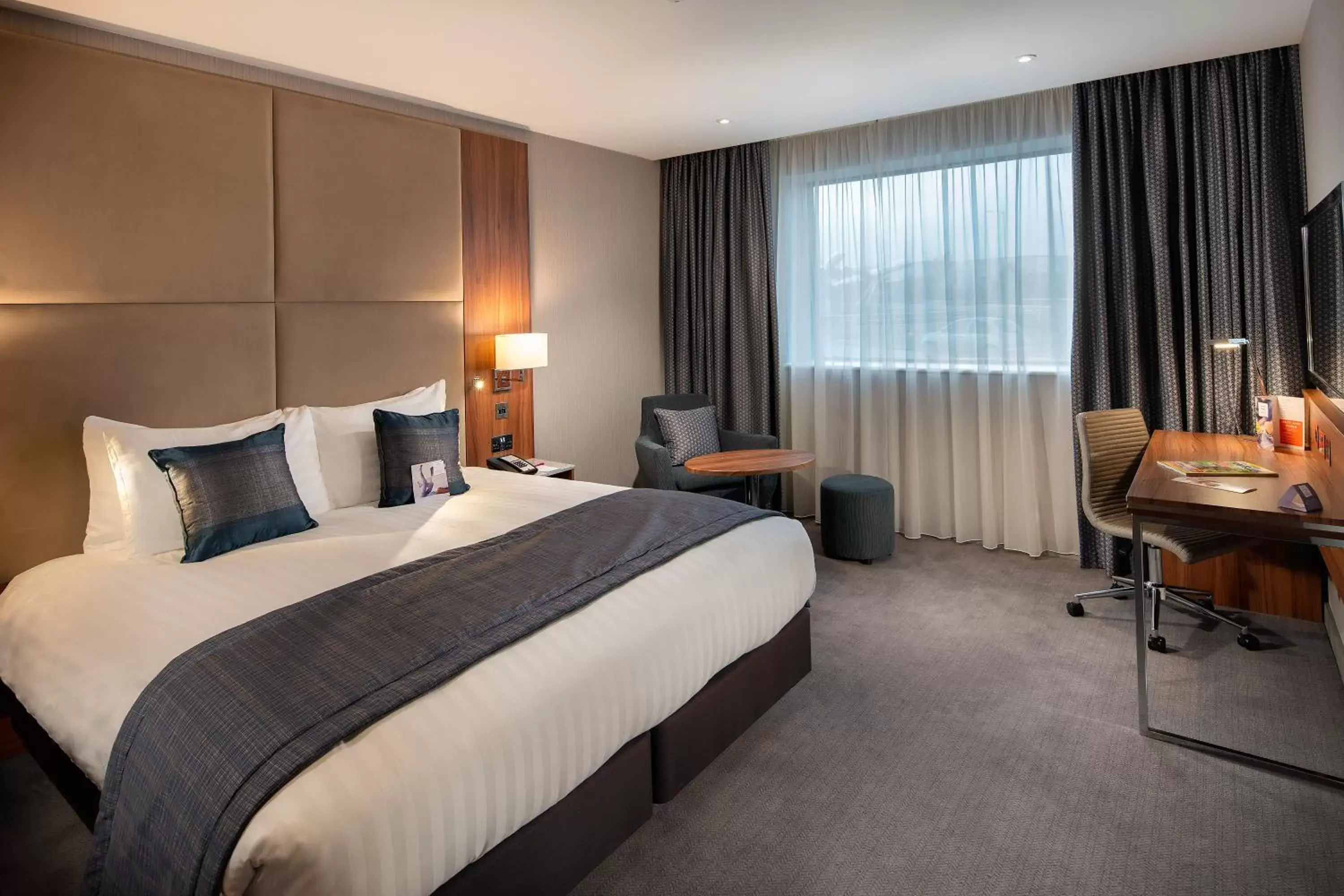 Bedroom, Bed in Crowne Plaza London Heathrow T4, an IHG Hotel