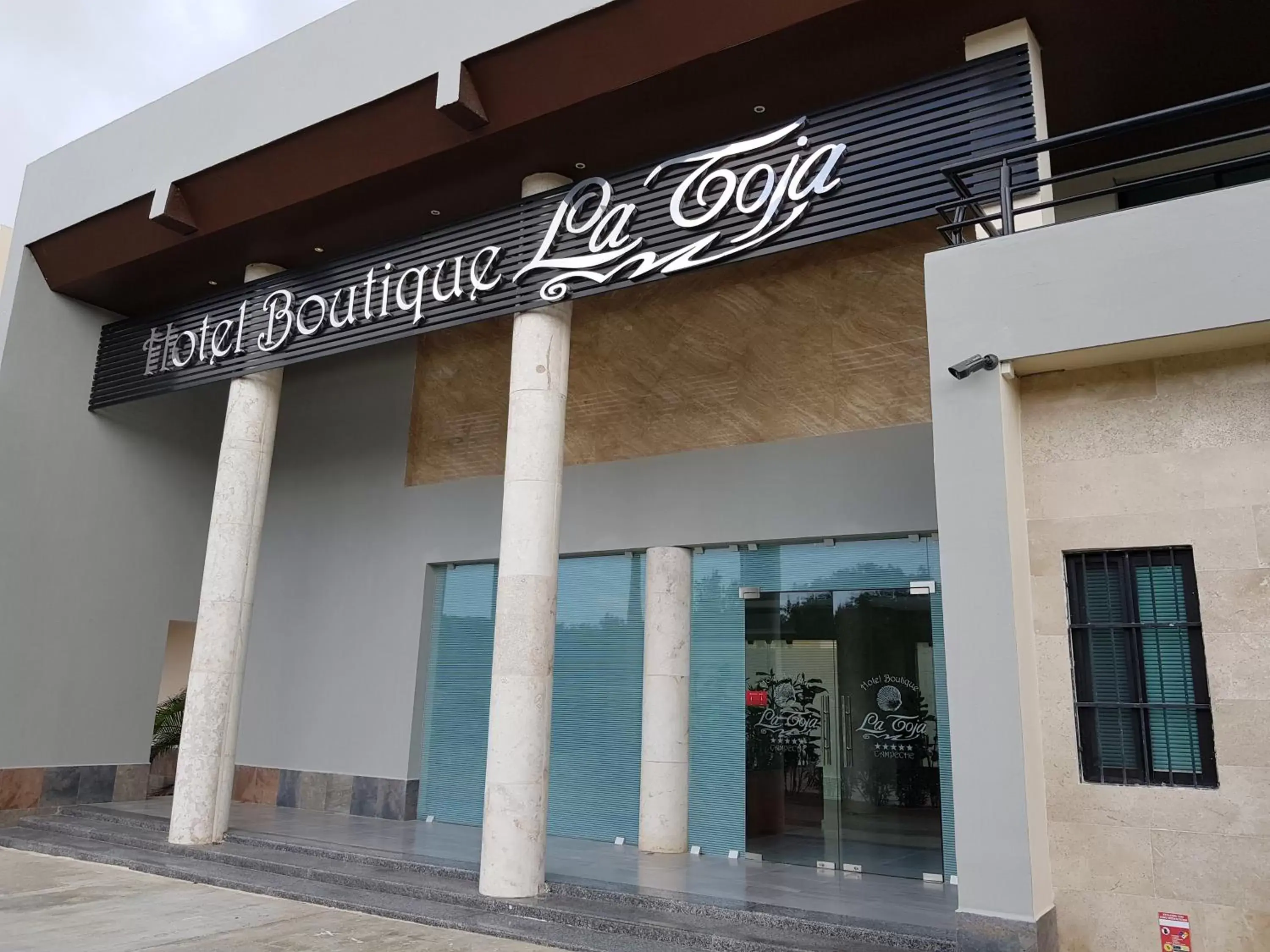 Facade/entrance in Hotel Boutique La Toja Campeche