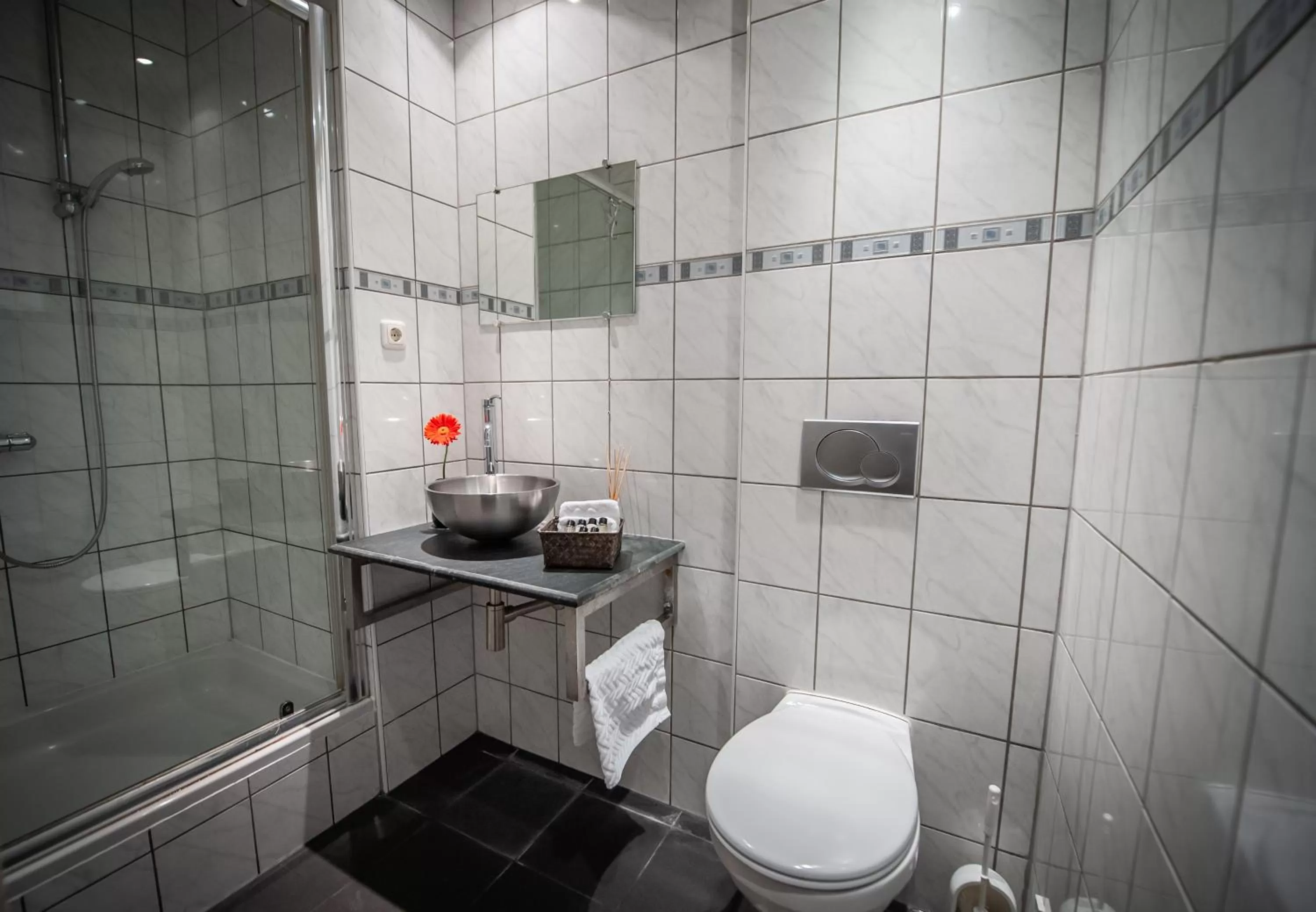 Bathroom in City Break Amsterdam