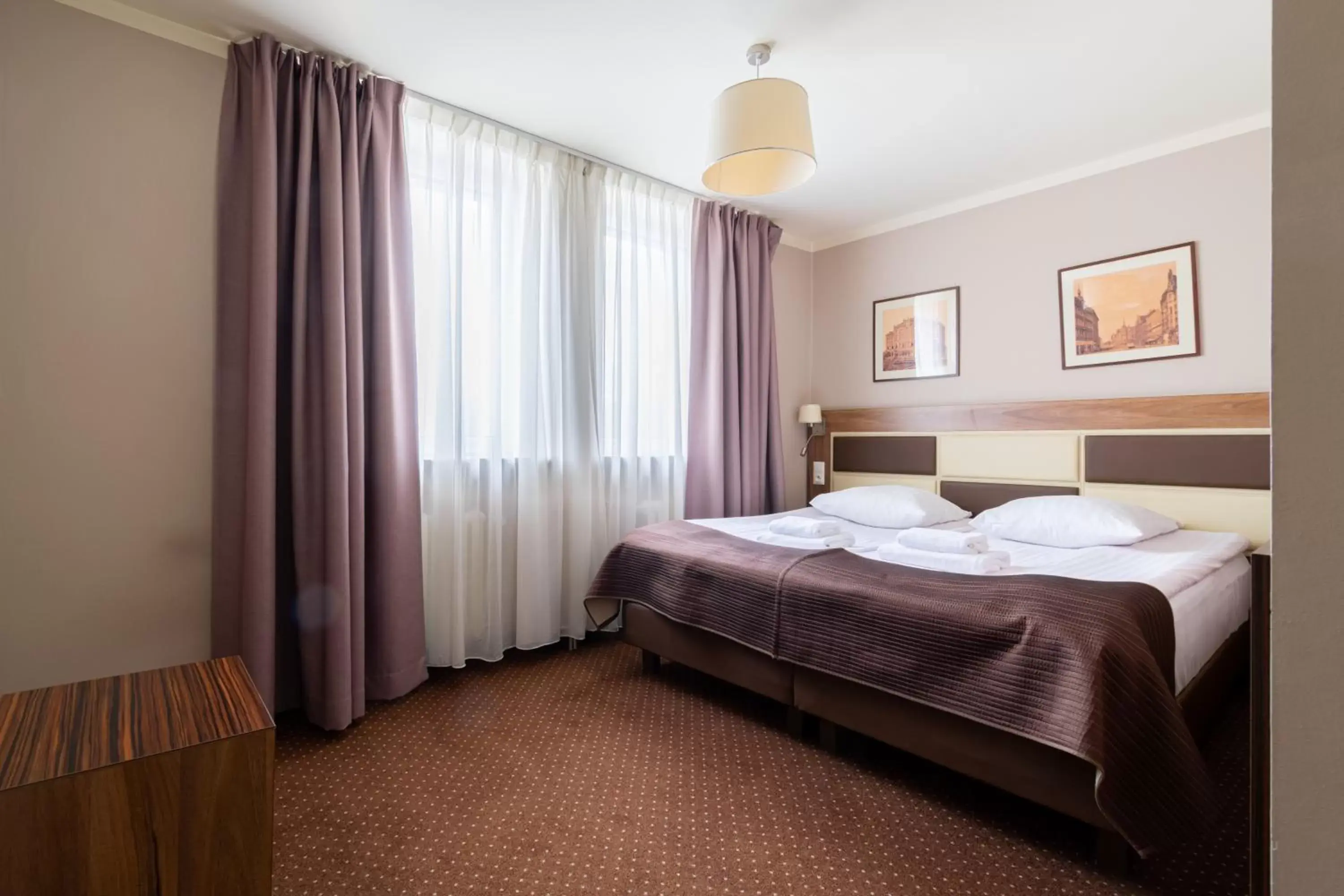 Bed in Hotel Diament Zabrze - Gliwice