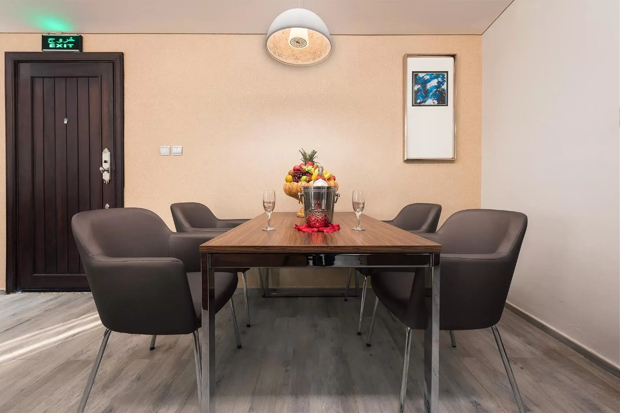 Dining Area in Barracuda Resort