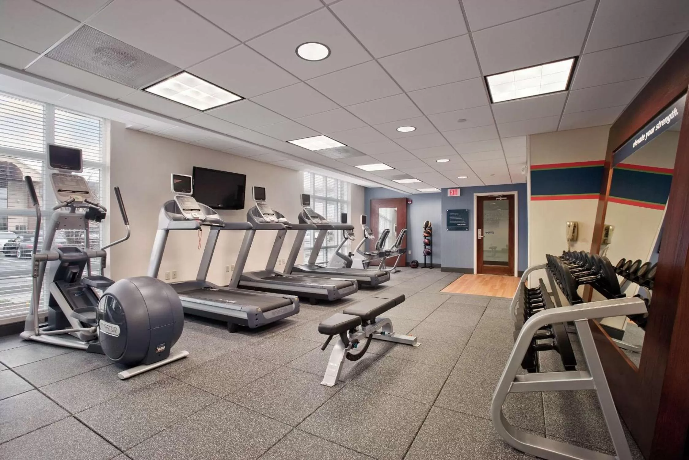 Fitness centre/facilities in Hampton Inn & Suites Providence-Warwick Airport