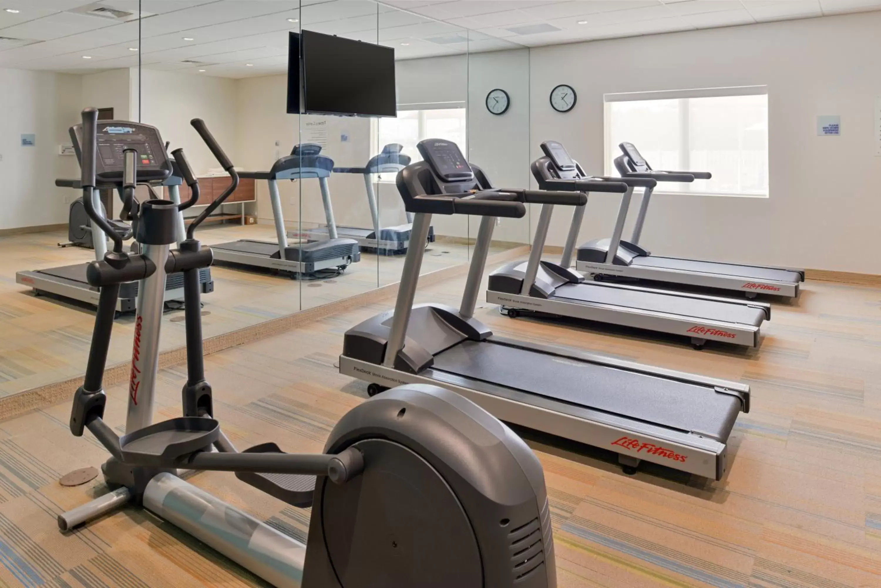 Fitness centre/facilities, Fitness Center/Facilities in Holiday Inn Express & Suites Trinity, an IHG Hotel