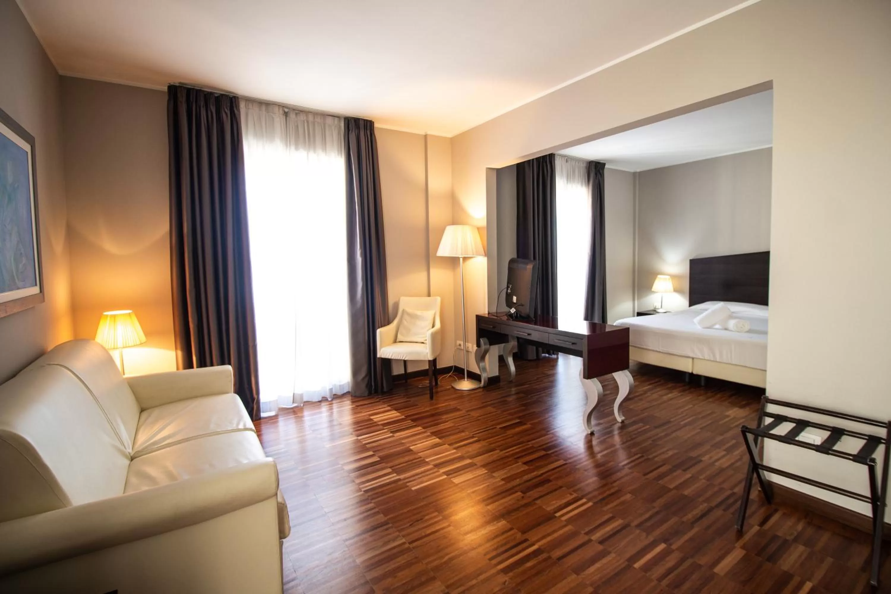 Photo of the whole room, Bed in LVG Hotel Collection - Cavour