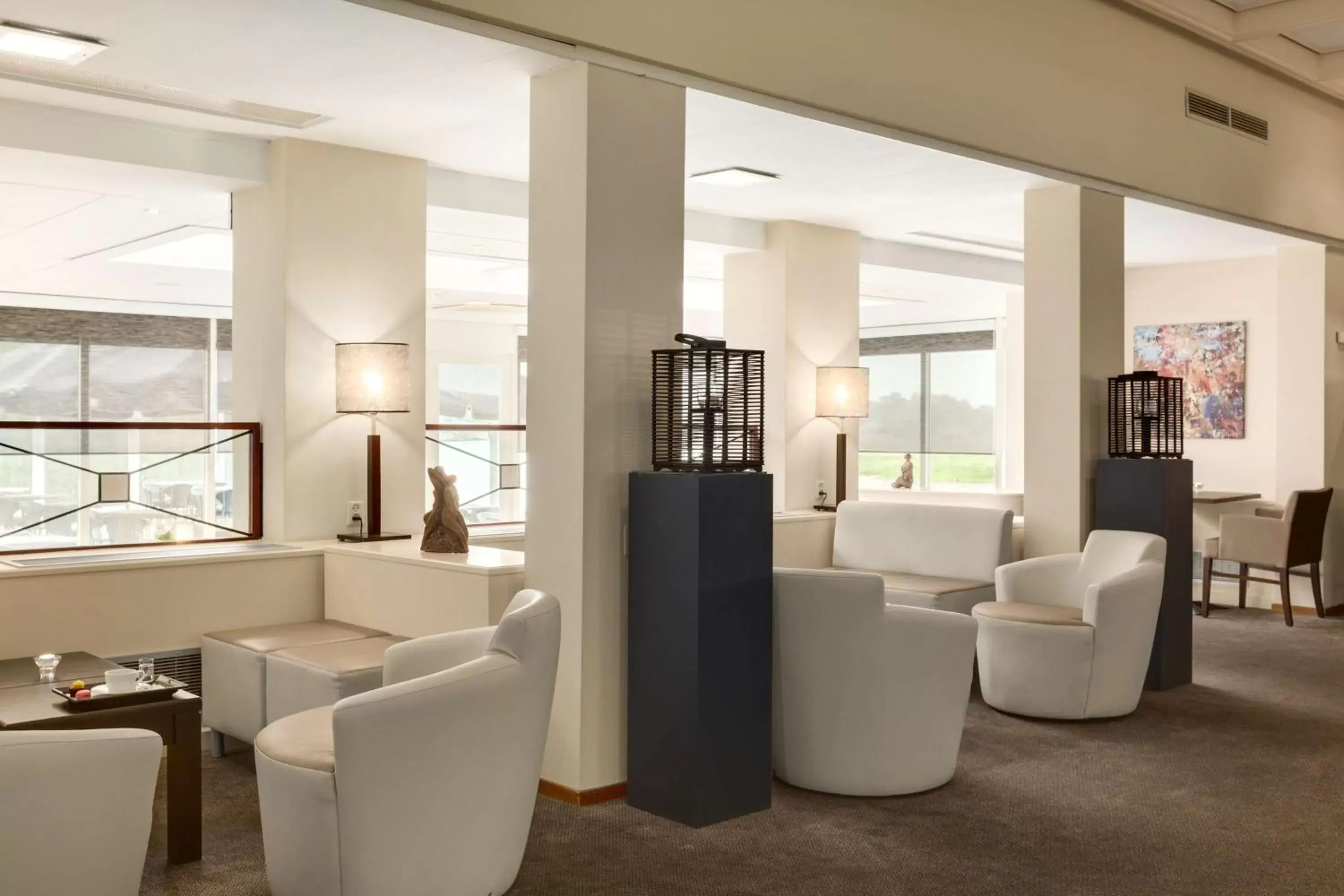 Lobby or reception, Lounge/Bar in NH Arnhem Rijnhotel