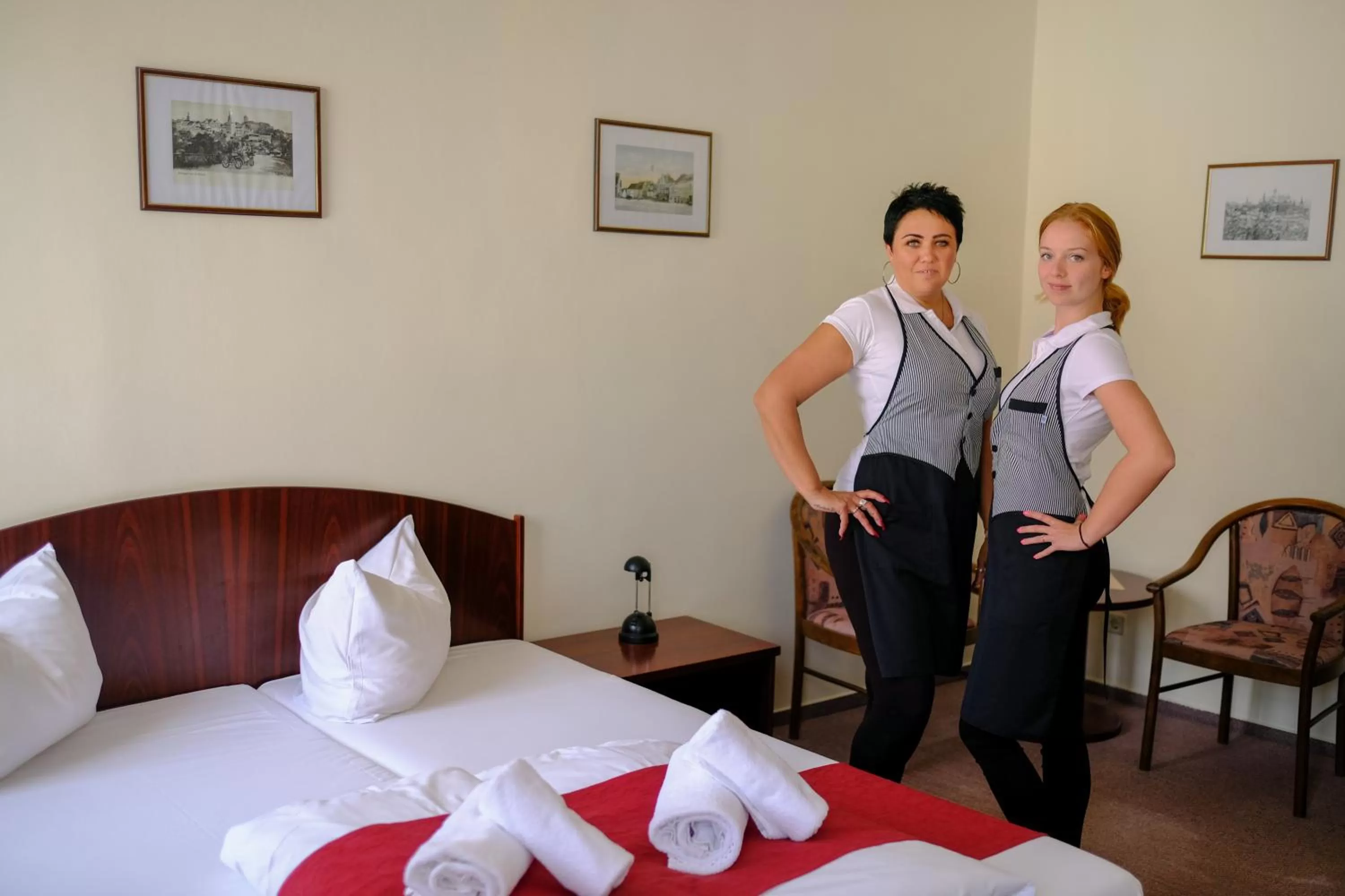 Staff, Bed in Hotel U Bílého koně