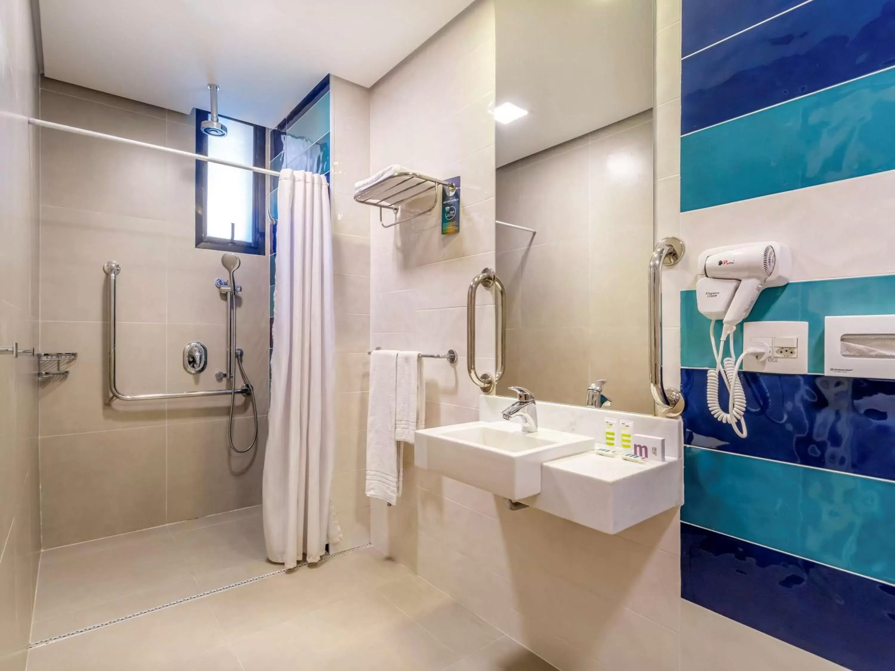 Photo of the whole room, Bathroom in Mercure Sao Paulo Naçoes Unidas