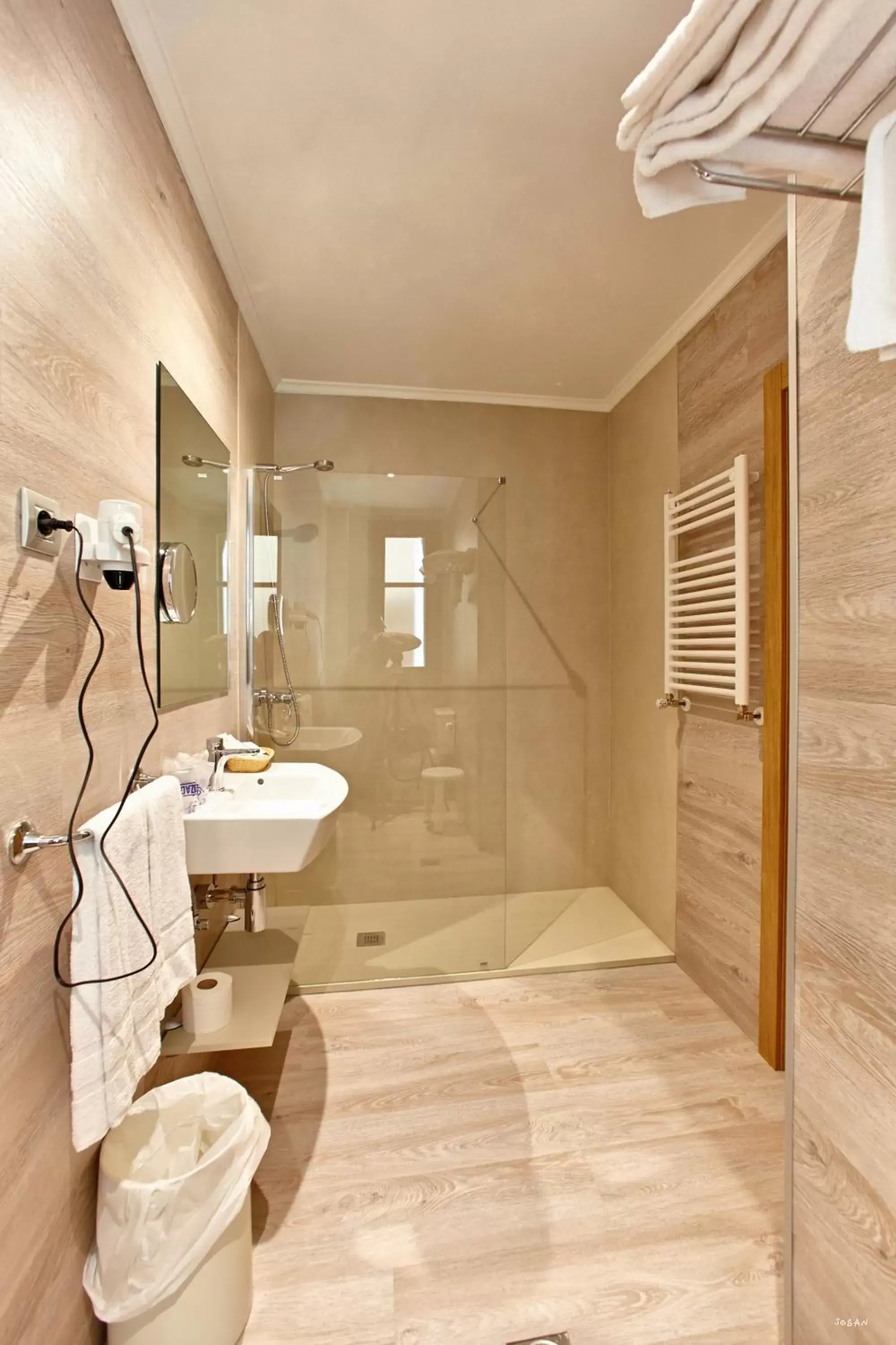 Bathroom in Hotel Sirimiri