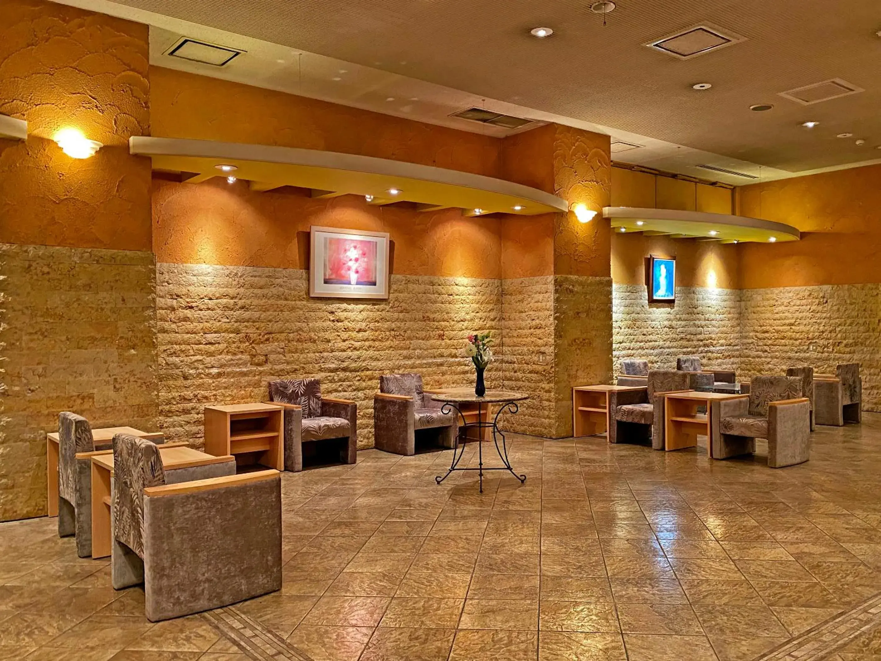 Lobby or reception in Hotel Pearl City Sapporo Lobby or reception in Hotel Pearl City Sapporo