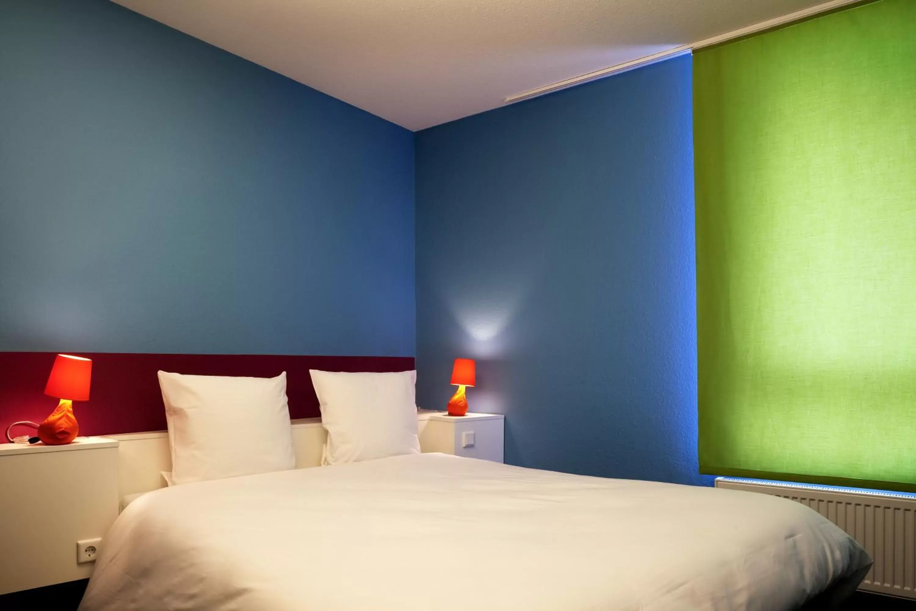 Photo of the whole room, Bed in ibis Styles Duesseldorf-Neuss