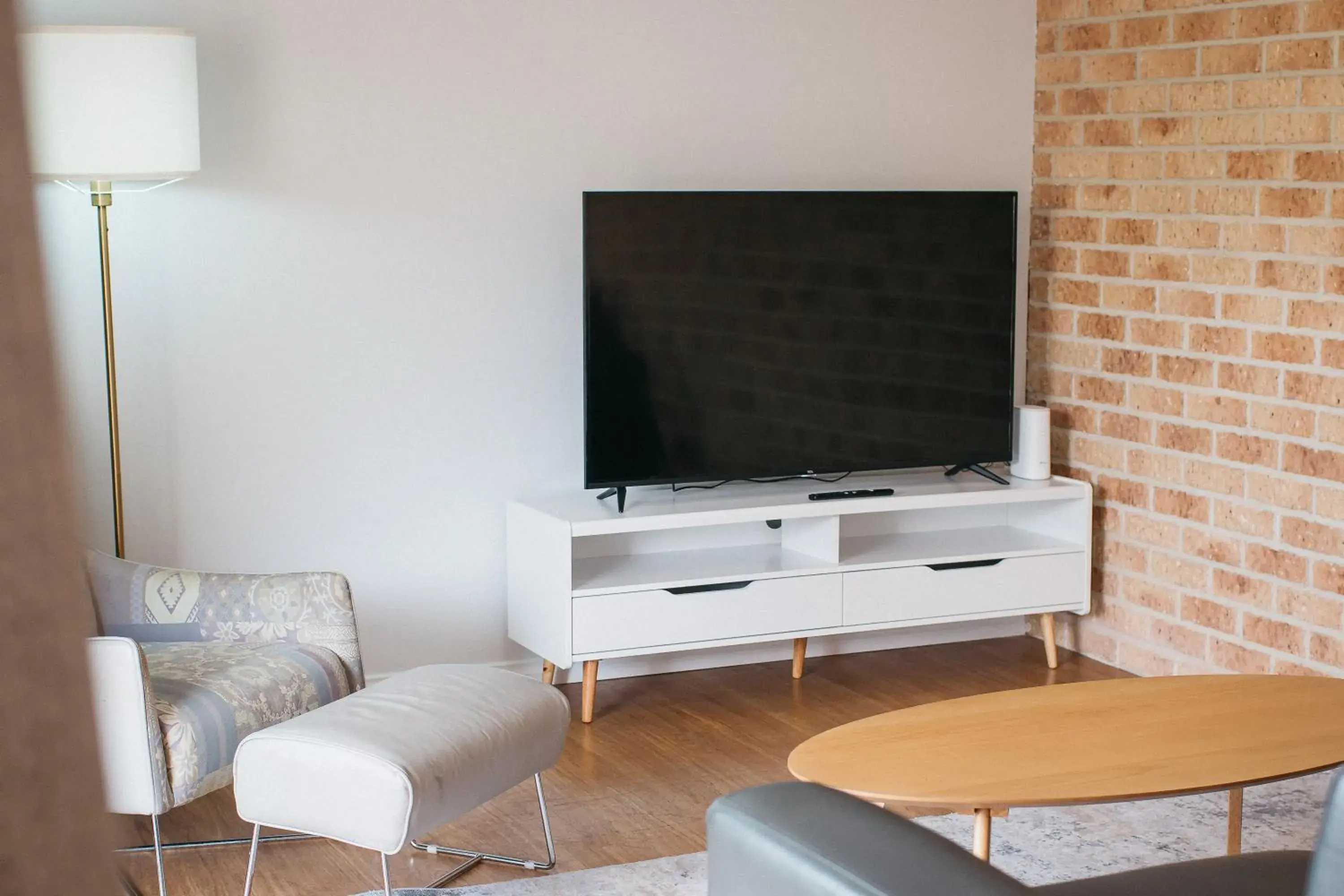 TV/Entertainment Center in Quality Apartments Banksia Albany