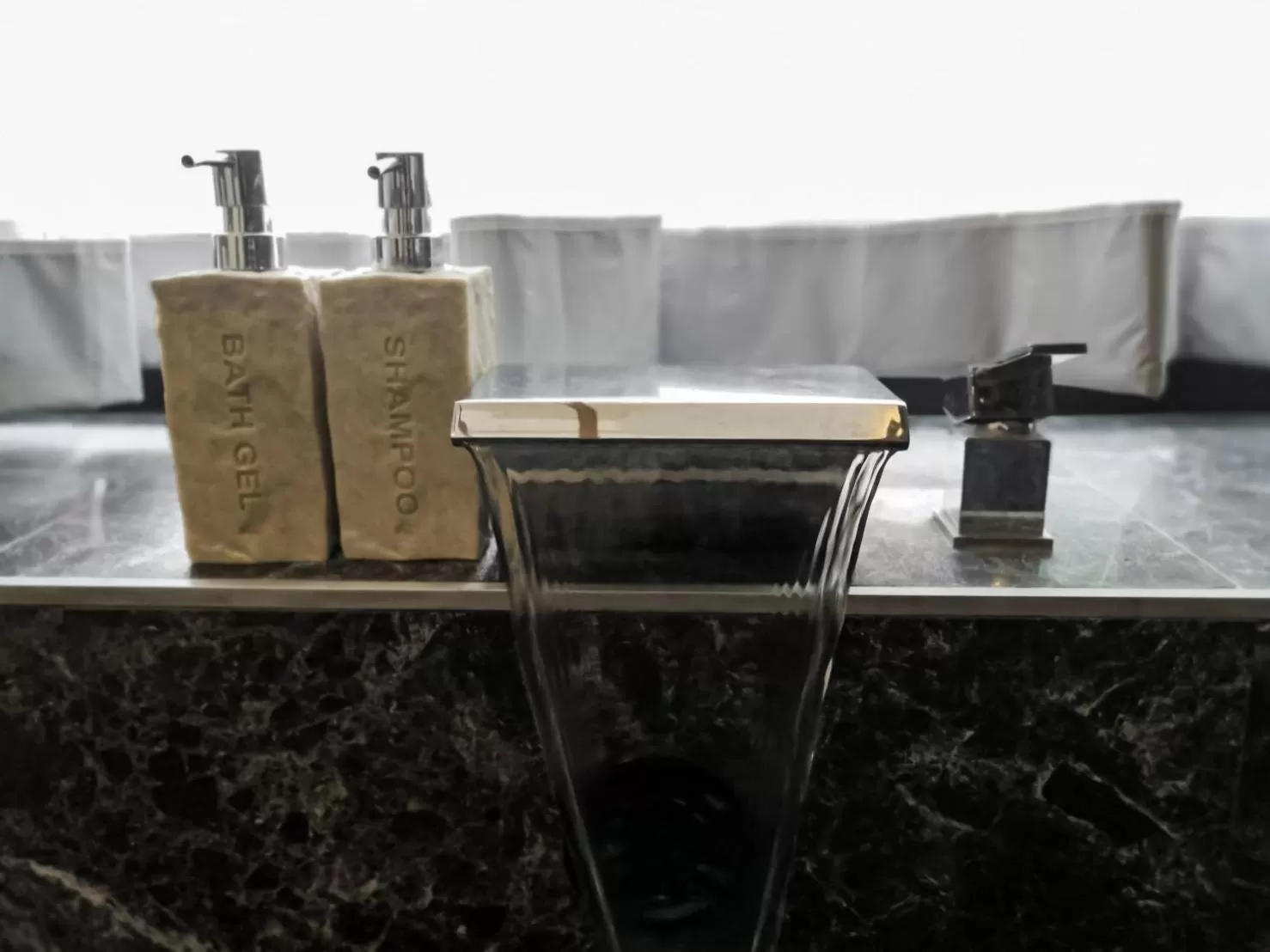 Bath in Arun Dara Villa