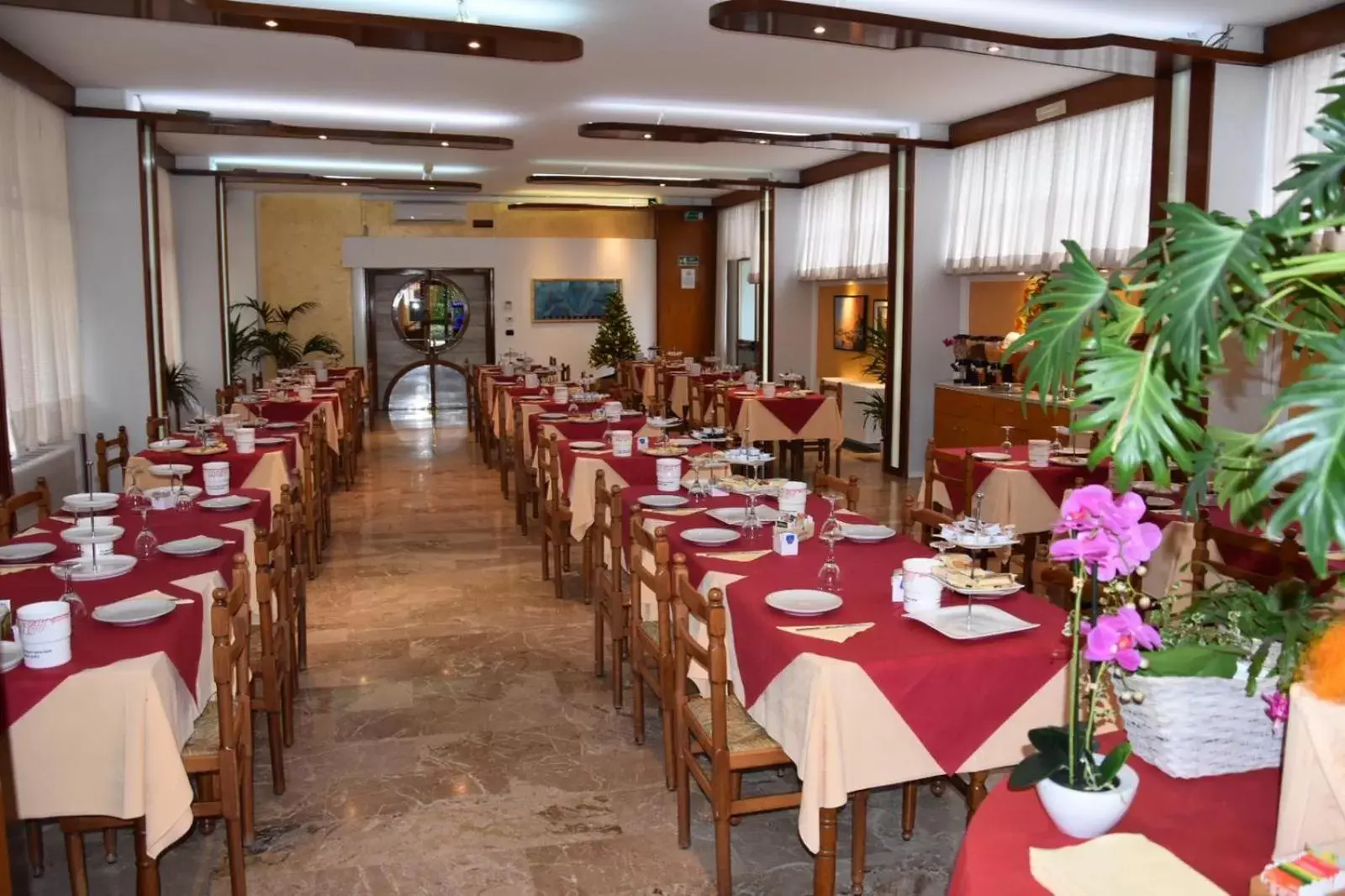 Restaurant/Places to Eat in Hotel STELLA D'ORO
