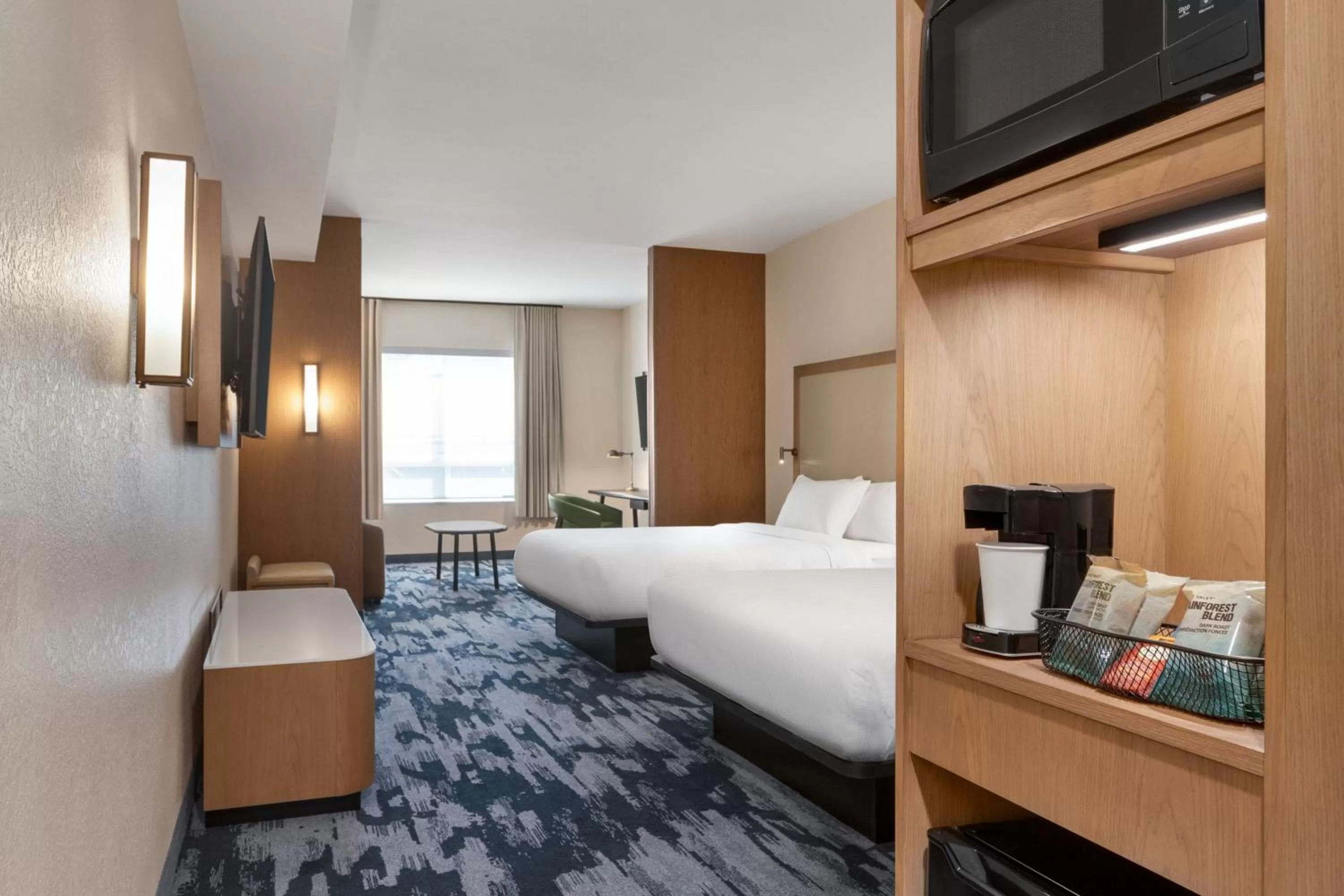 Photo of the whole room, Bed in Fairfield by Marriott Inn & Suites Bonita Springs