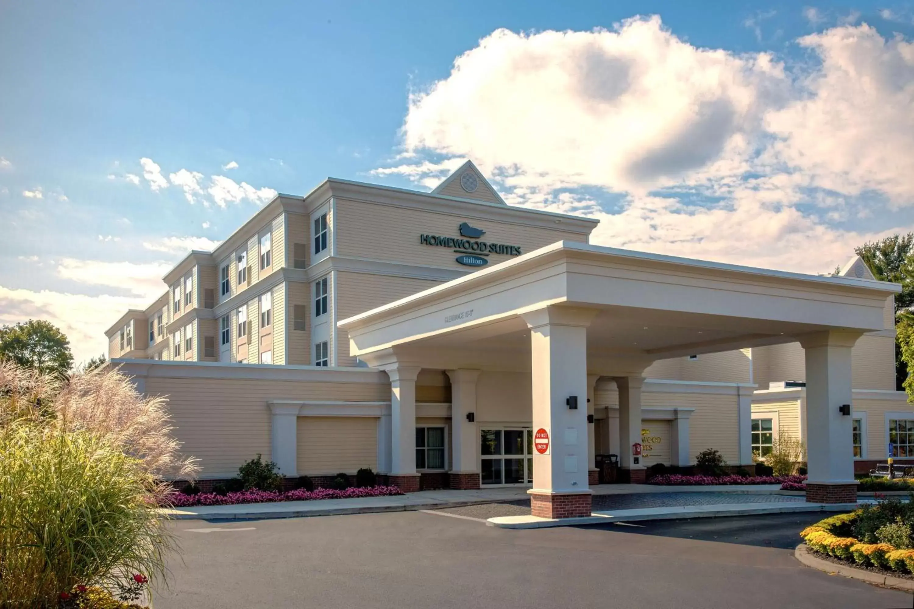 Property Building in Homewood Suites by Hilton Boston/Canton, MA