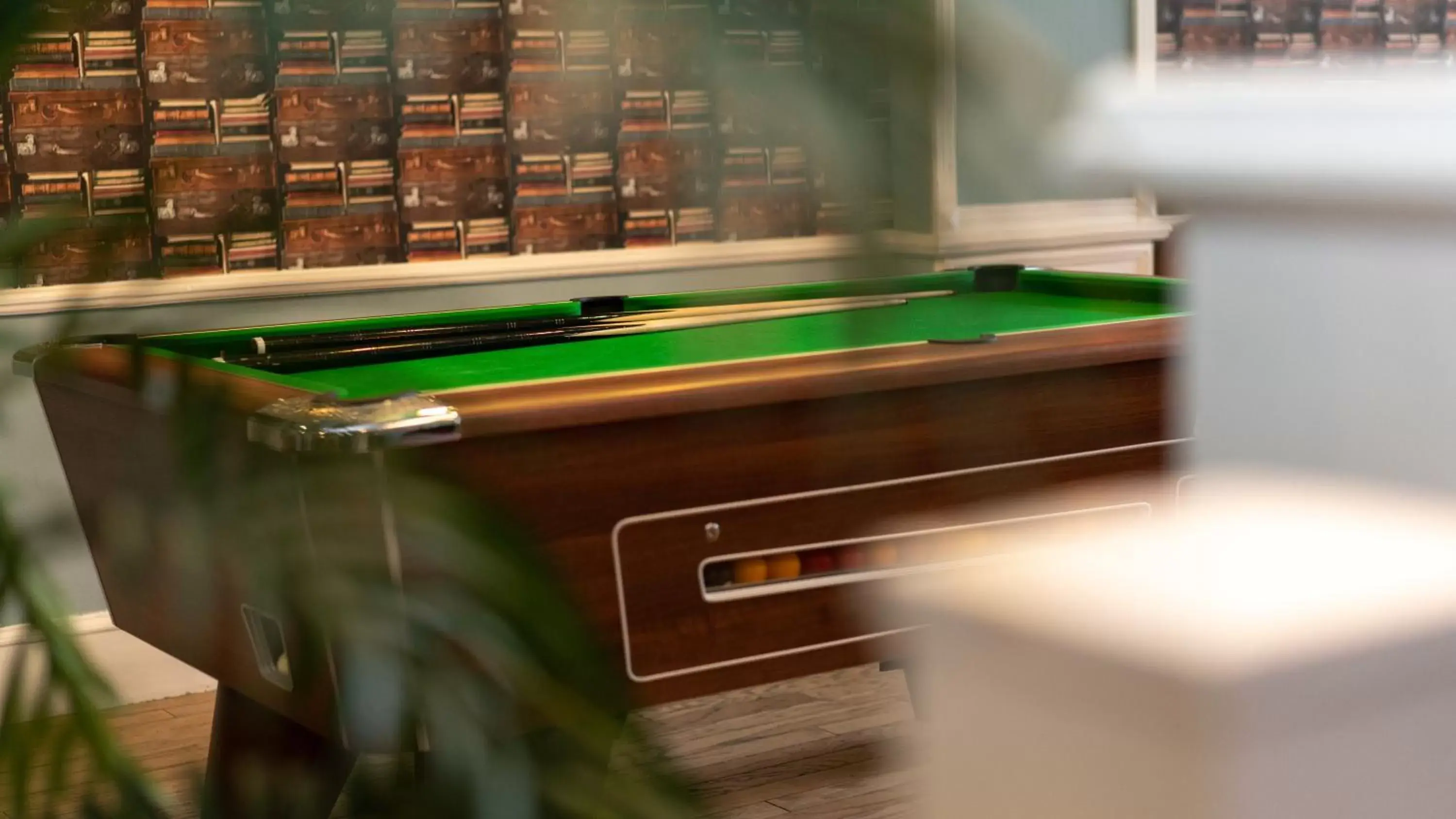 Lounge or bar, Billiards in Britannia Hotel Newcastle Airport