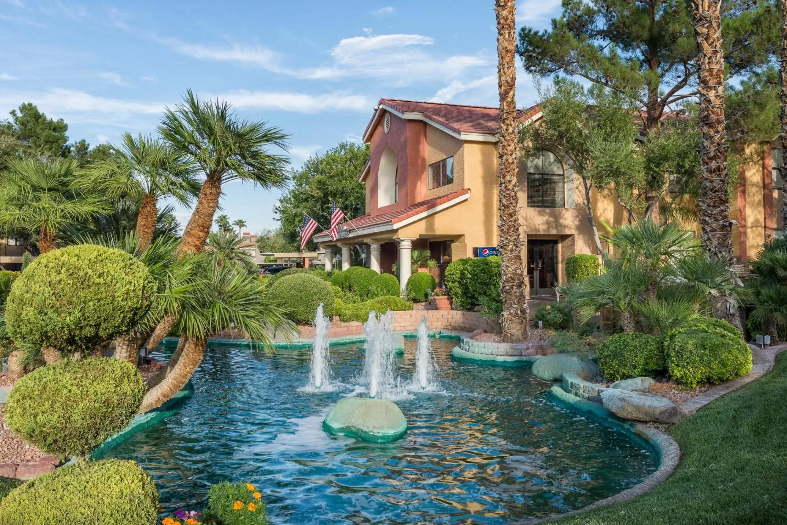 Facade/entrance, Garden in Westgate Flamingo Bay Resort