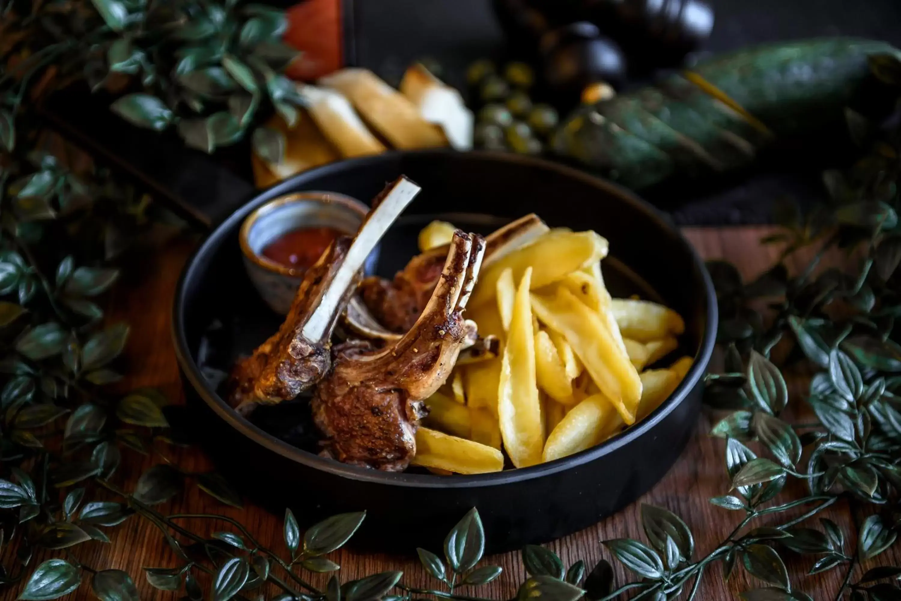 Restaurant/places to eat in Ramada by Wyndham Ramnicu Valcea Restaurant/places to eat in Ramada by Wyndham Ramnicu Valcea