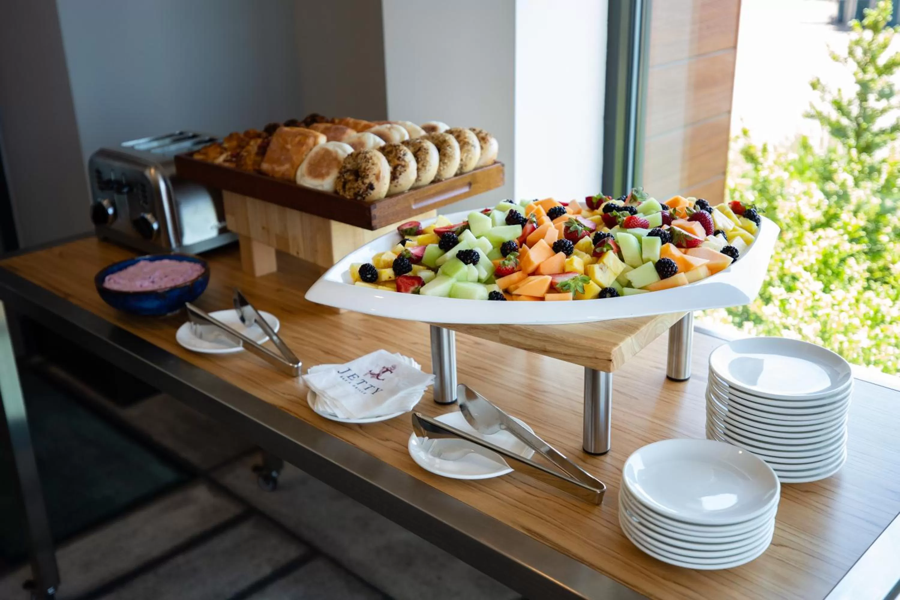 Meeting/conference room in Hotel Indigo Seattle Everett Waterfront Place by IHG