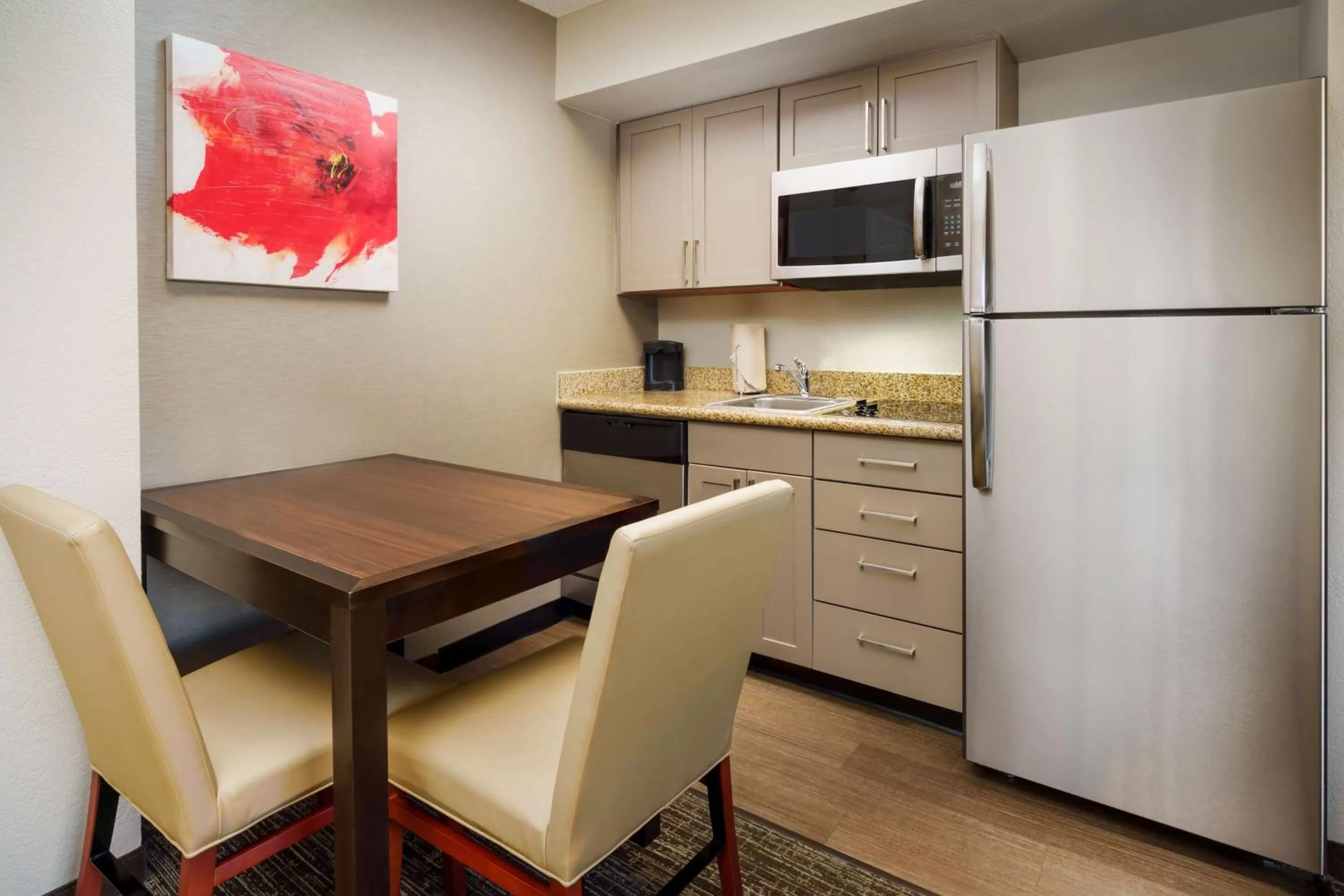 Kitchen or kitchenette in Homewood Suites by Hilton Phoenix-Chandler