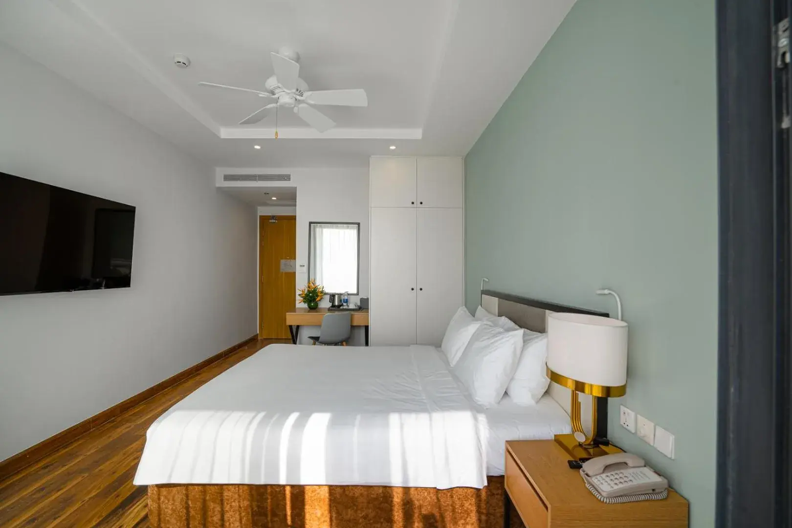 Bed in Wyndham Garden Grandworld Phu Quoc