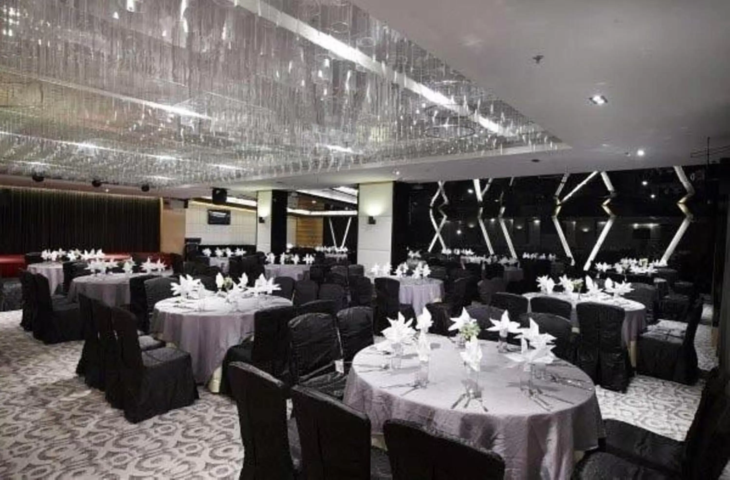 Banquet/Function facilities, Restaurant/Places to Eat in Horizon Hotel